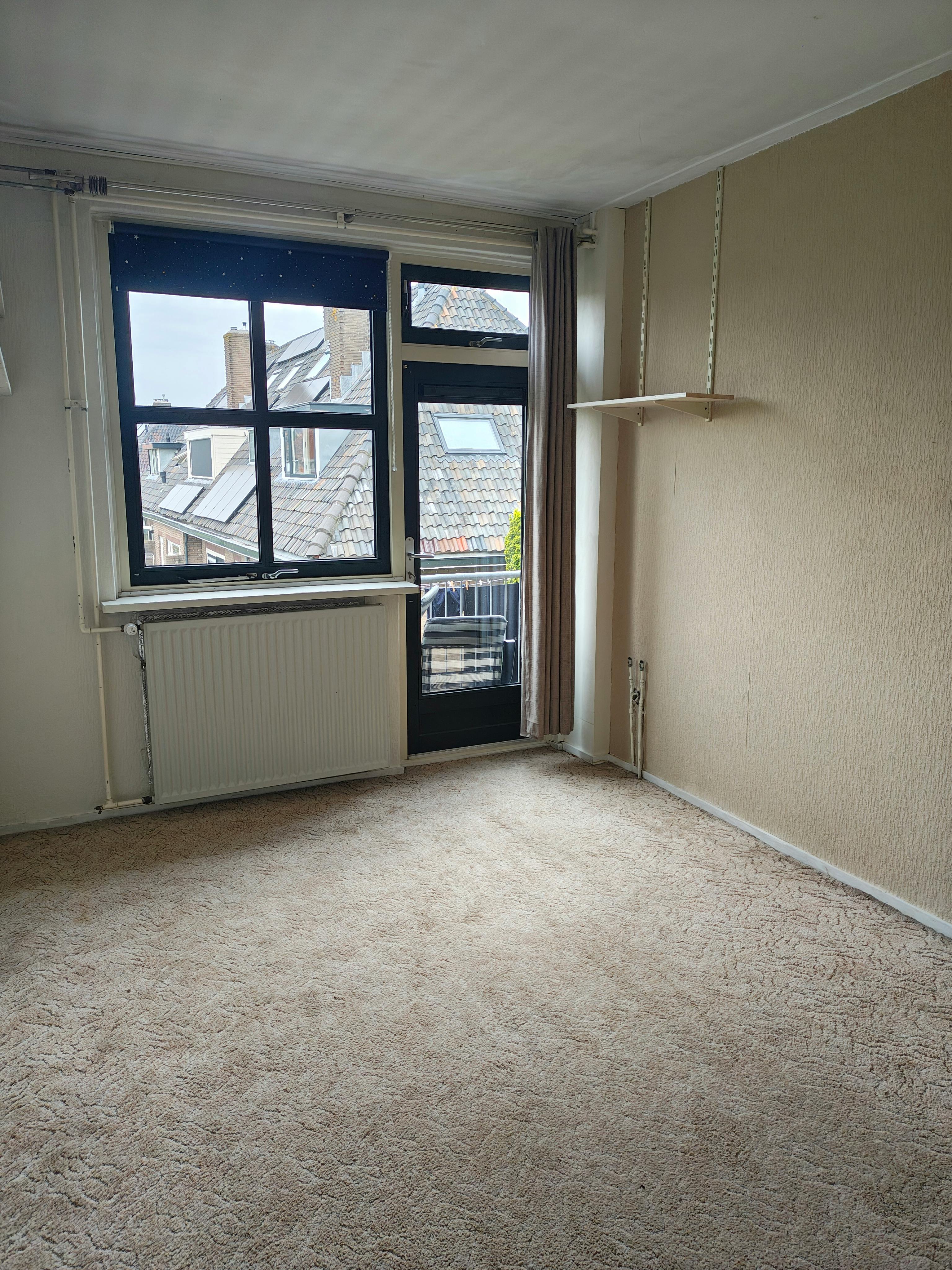 Privat rum att hyra för 1 350 € i månaden i Leiden, Burggravenlaan