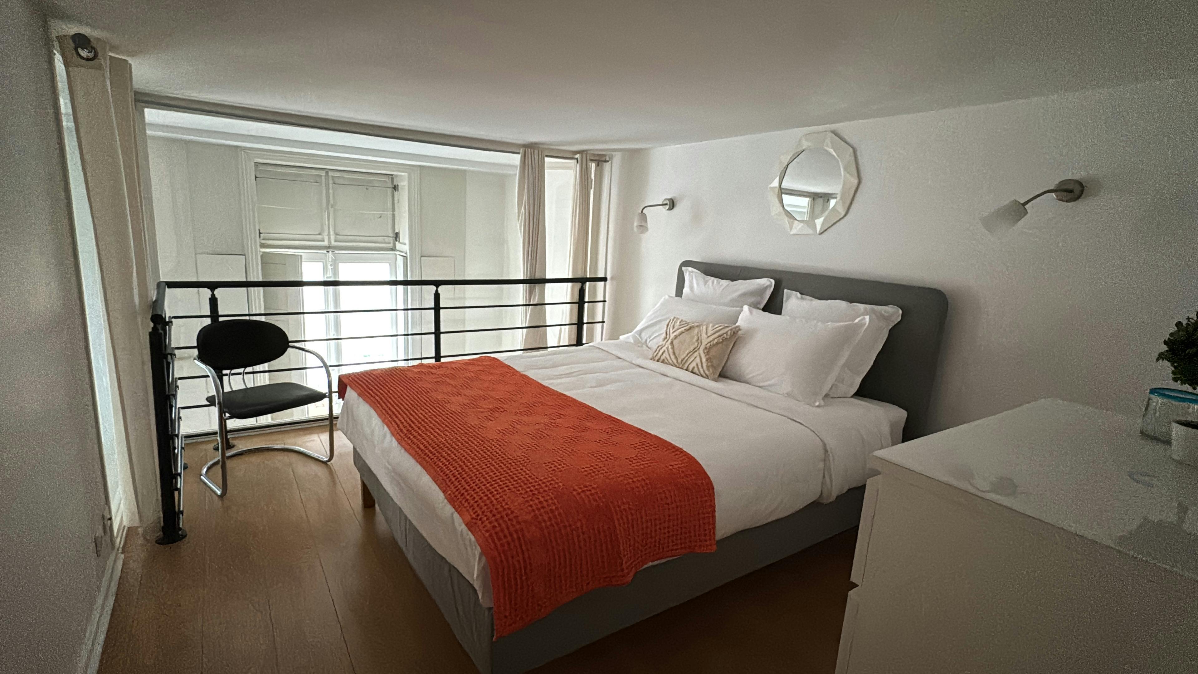 Rue Adélaïde Perrin, Lyon preview