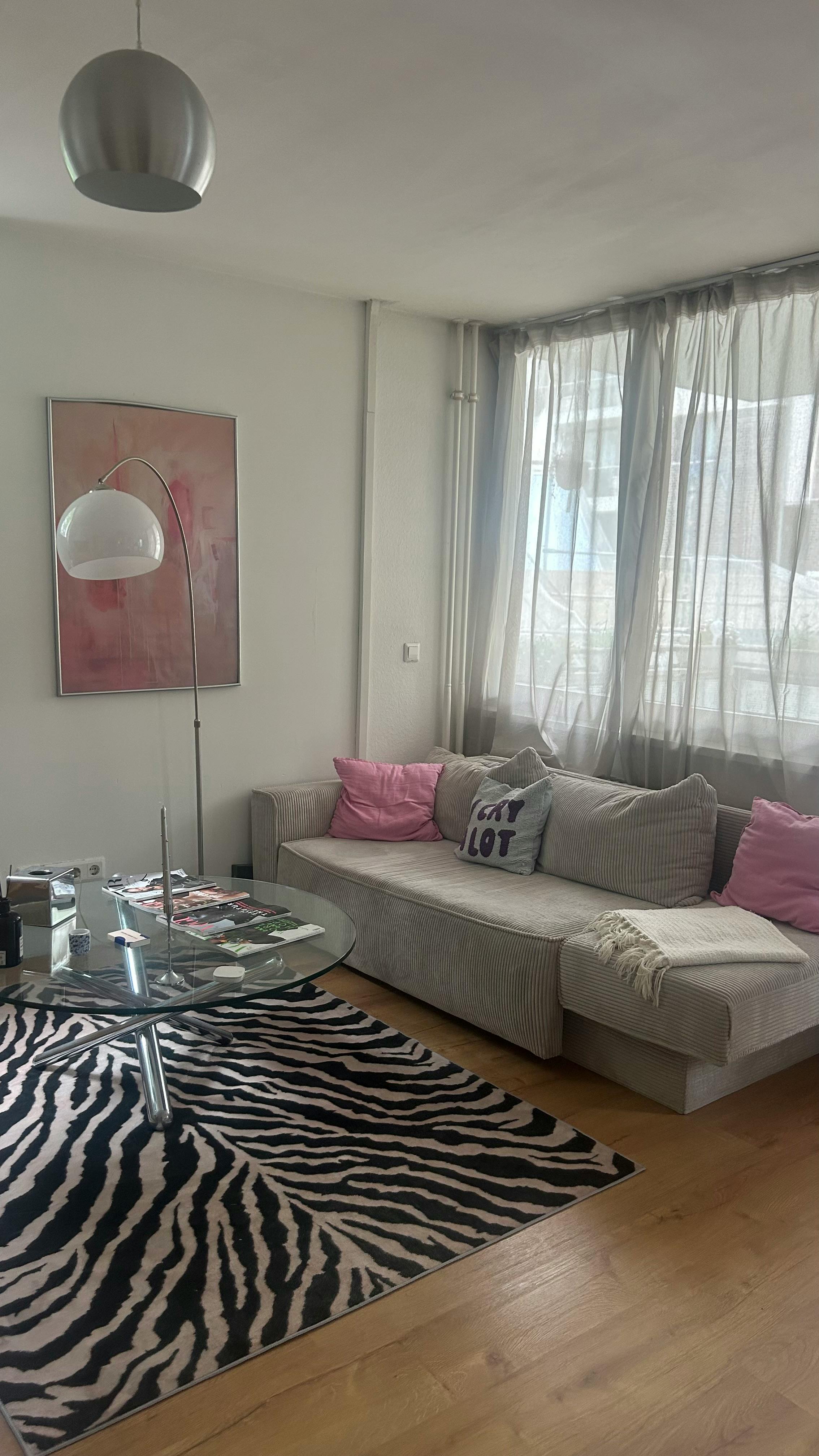 Lägenhet att hyra för 1 100 € i månaden i Berlin, Rigaer Straße