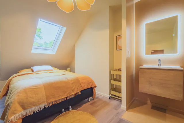 Private room in Boulevard Brand Whitlock, Woluwe-Saint-Lambert (1713102) room image 1