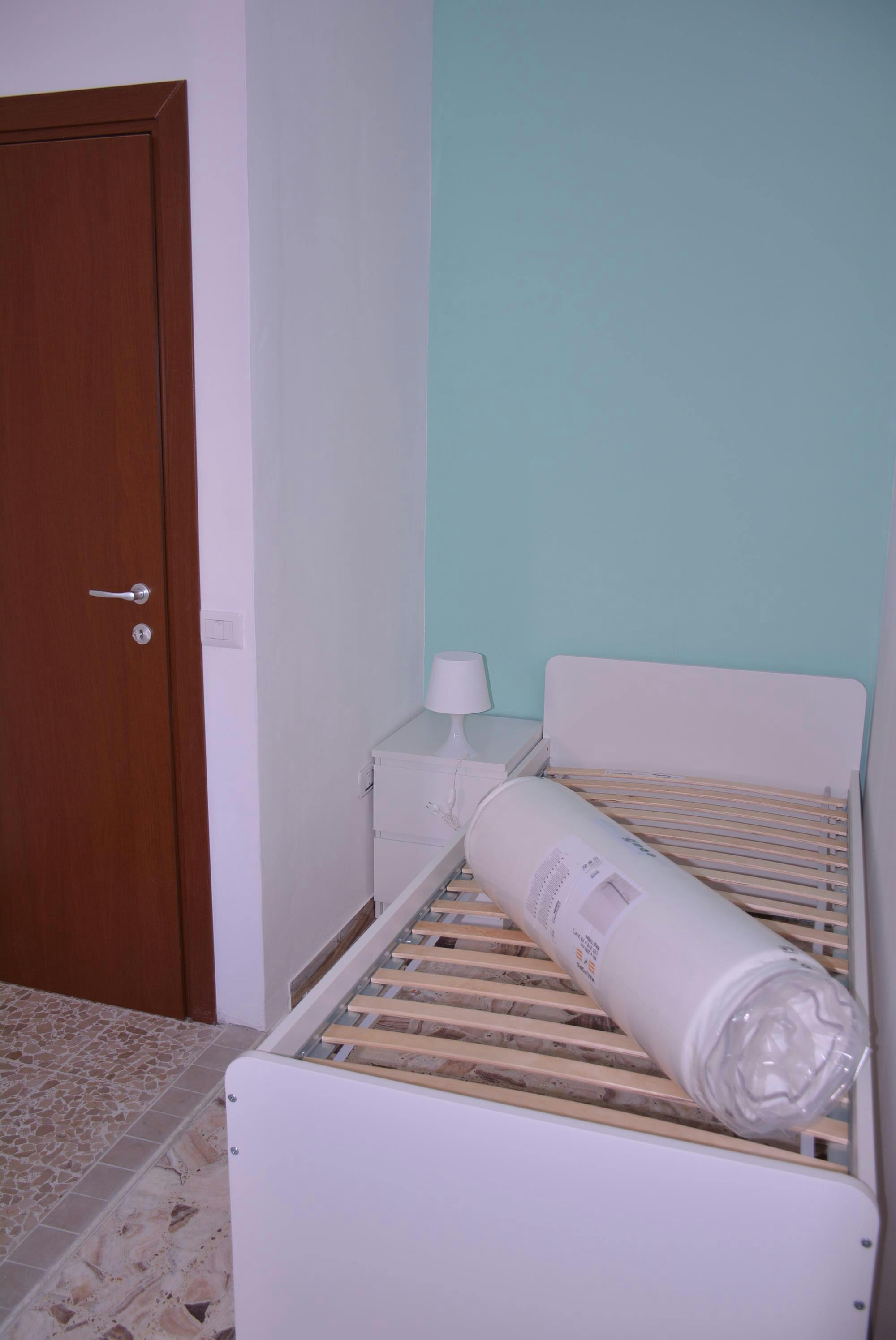 Cameră privată de închiriat pentru 374 EUR pe lună în Cagliari, Via Lombardia