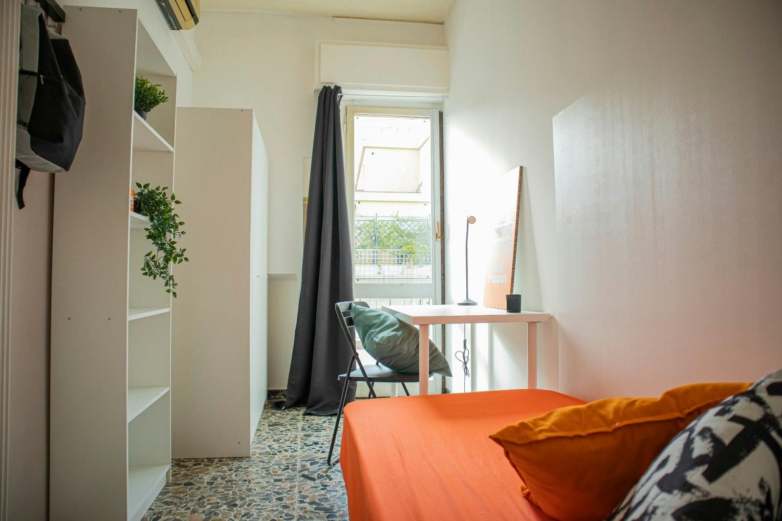 Private room in Via Ludovico Ariosto, Cagliari (1713213) room image 1