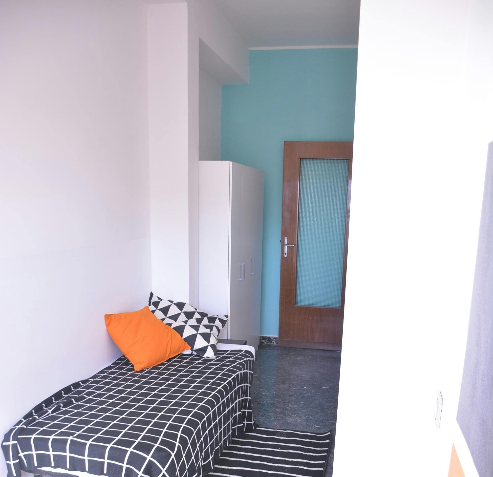 Private room in Via dei Passeri, Cagliari (1713220) room image 1