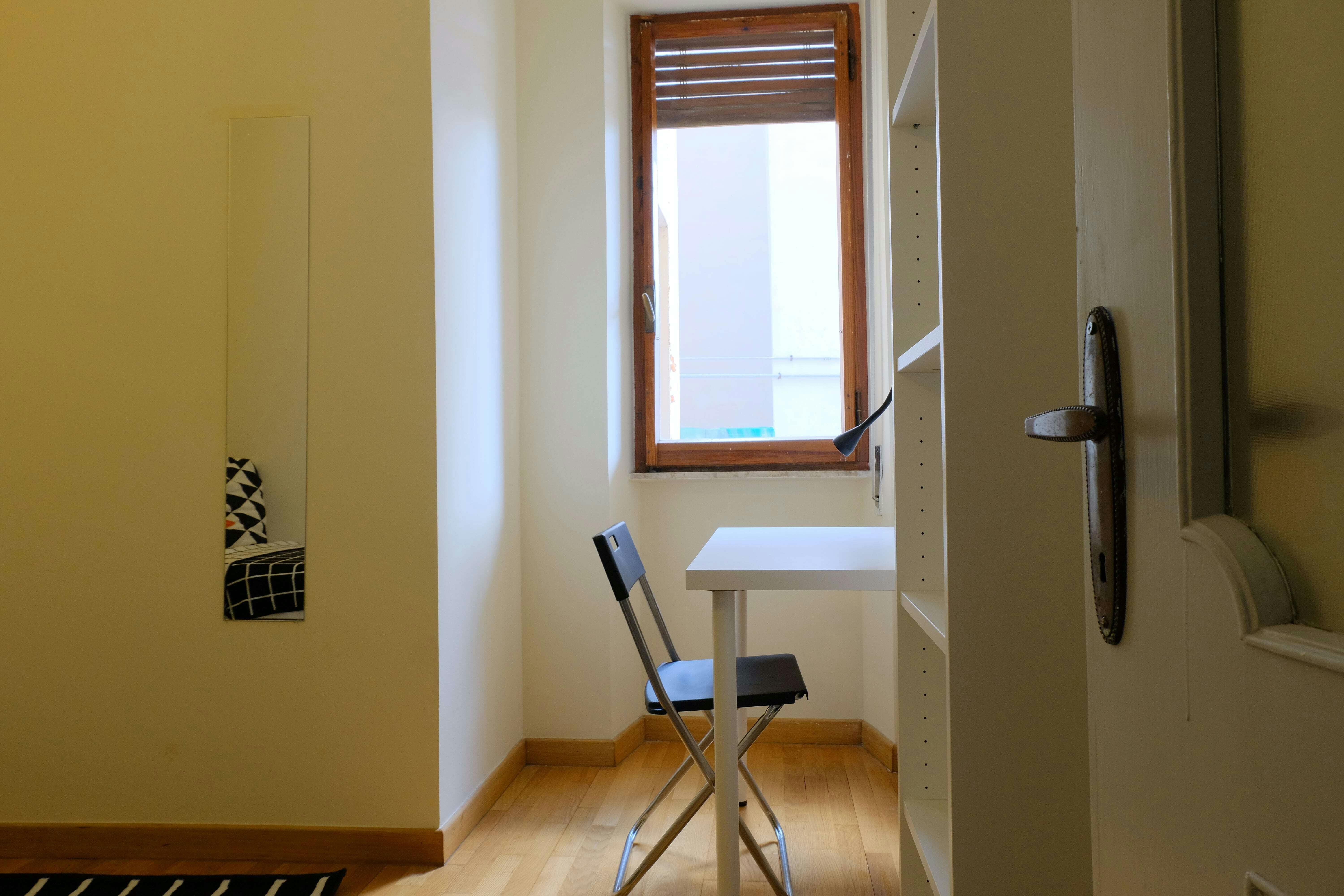 Private room in Via Pola, Cagliari (1713257) room image 2