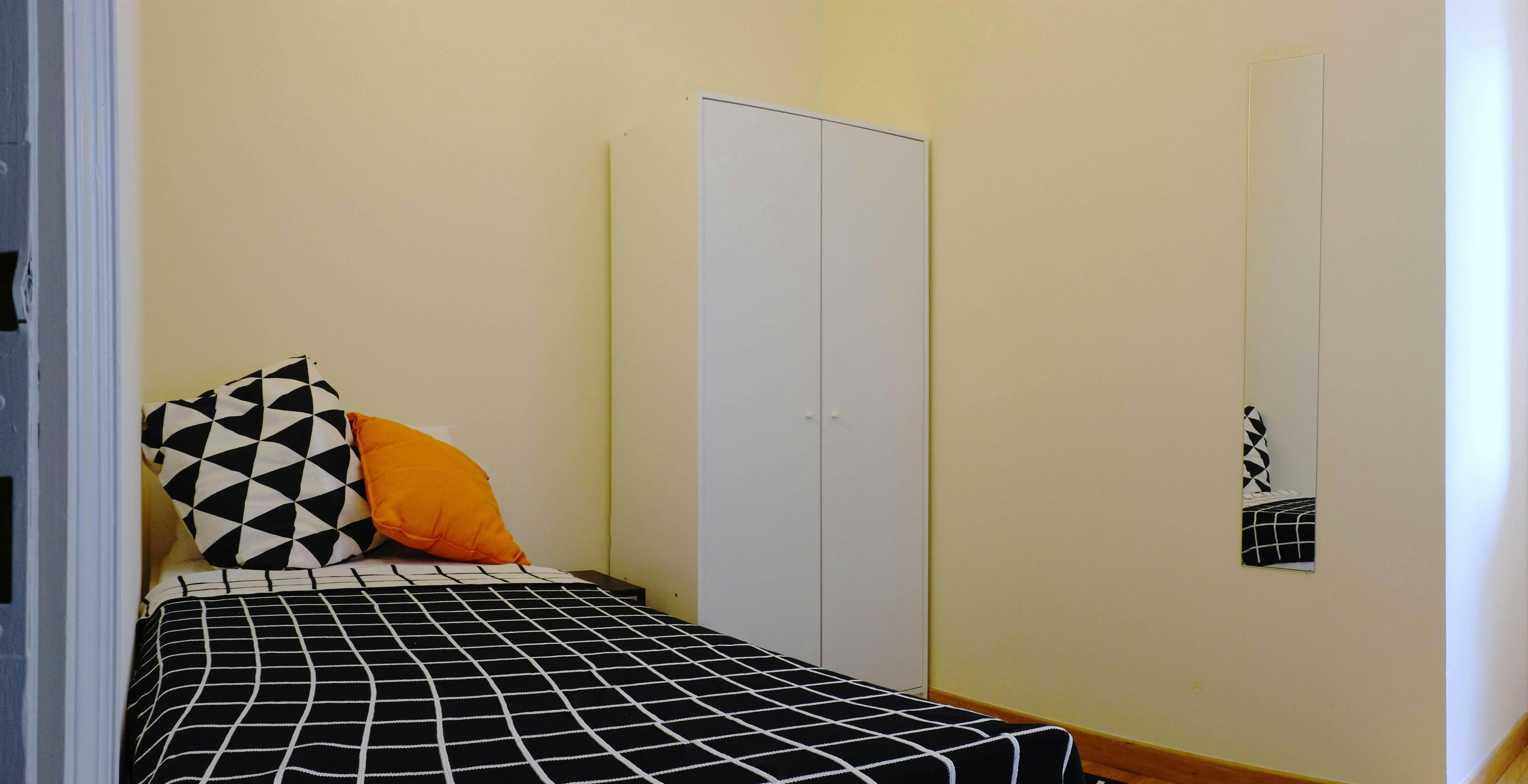 Private room in Via Pola, Cagliari (1713257) room image 1