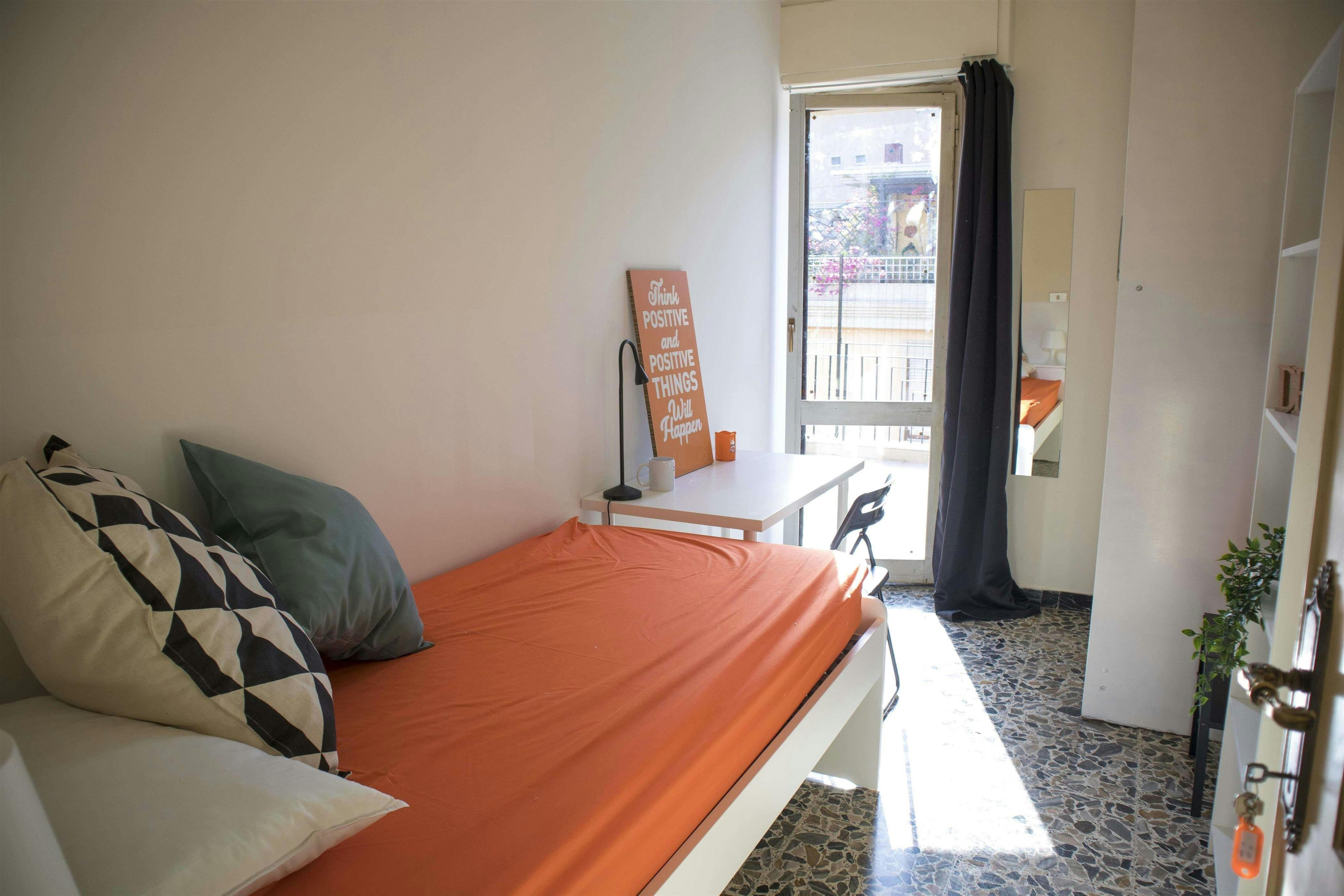 Private room in Via Ludovico Ariosto, Cagliari (1713258) room image 1