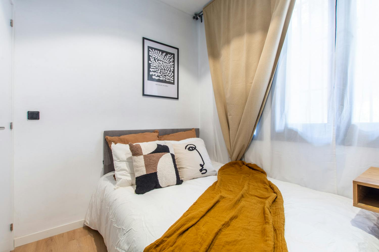 Calle de Bolivia, Madrid preview