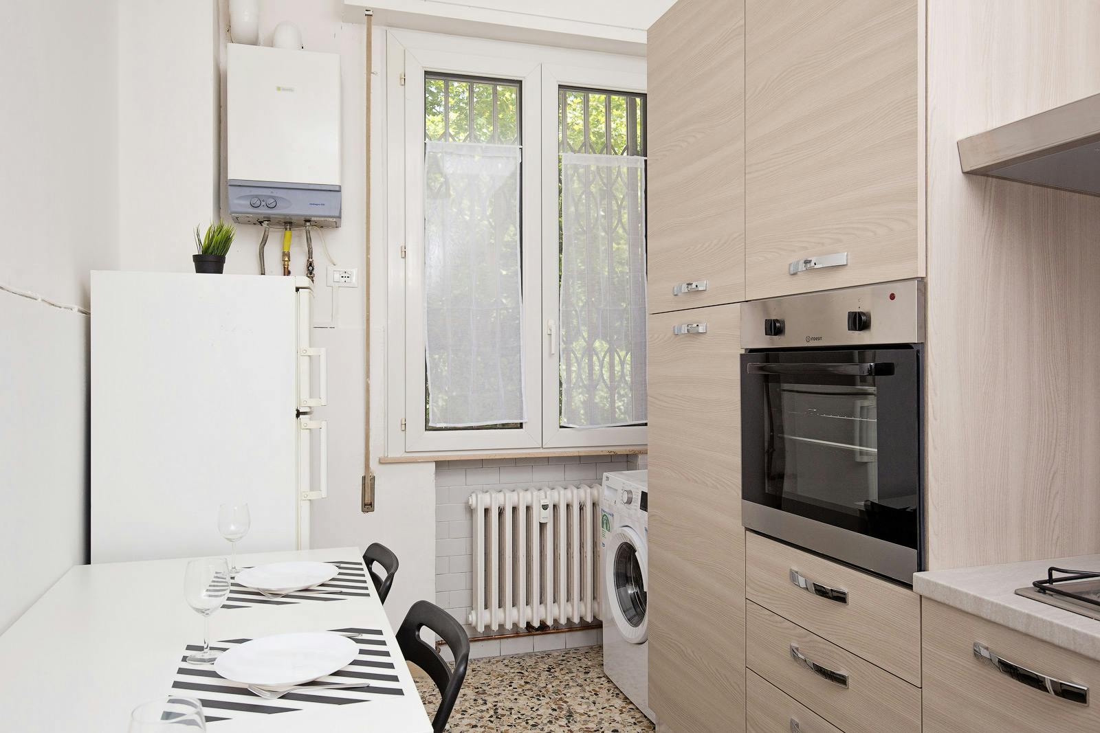 Private room in Via Bastioni Settentrionali, Rimini room image 1