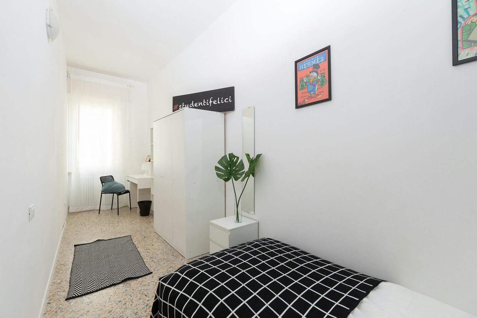 Quarto privado para alugar por € 540 por mês em Rimini, Corso d'Augusto