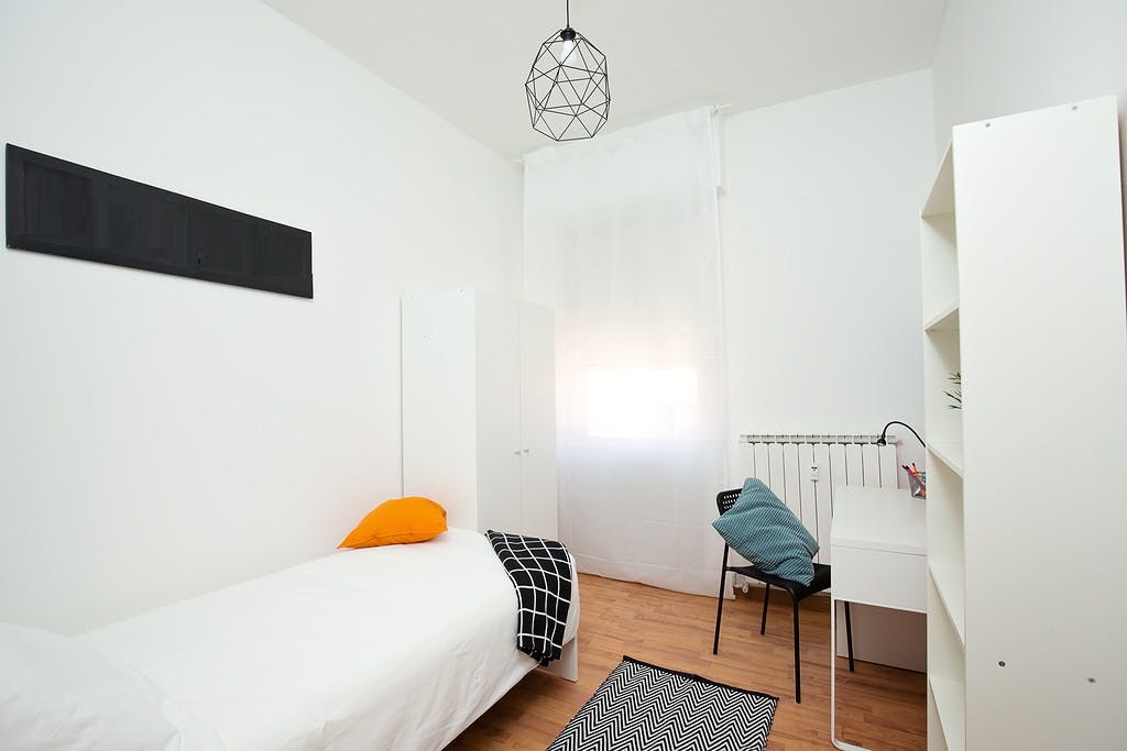 Private room in Via Alessandro Gambalunga, Rimini (1713384) room image 1
