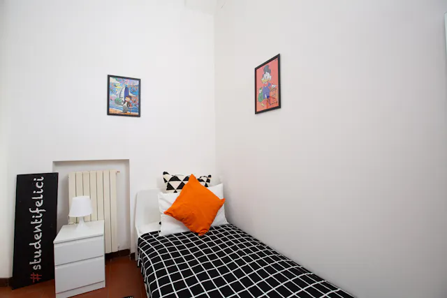 Private room in Via Giuseppe Garibaldi, Rimini (1713402) room image 2