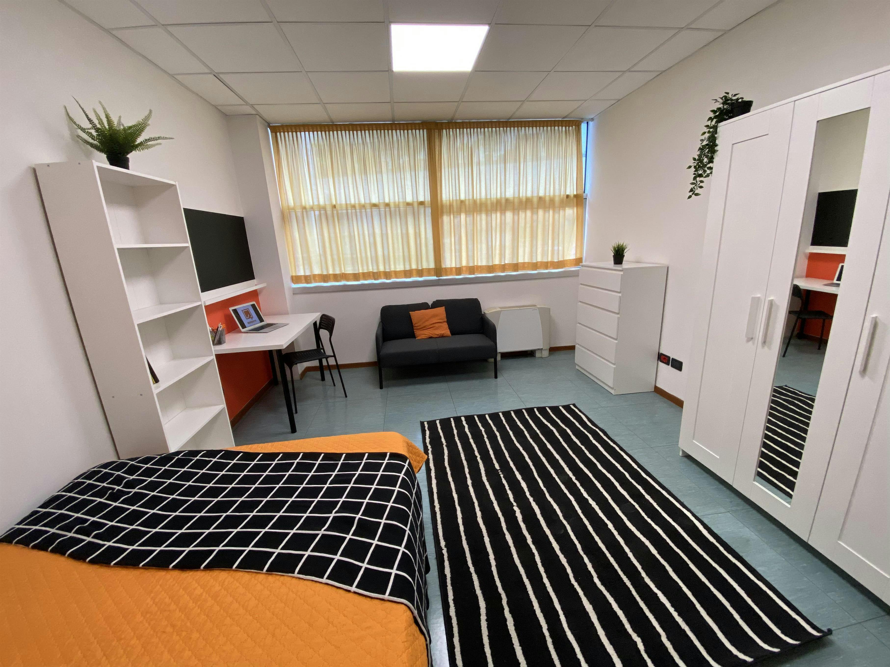 Private room in Viale Trento, Rovereto (1713451) room image 1