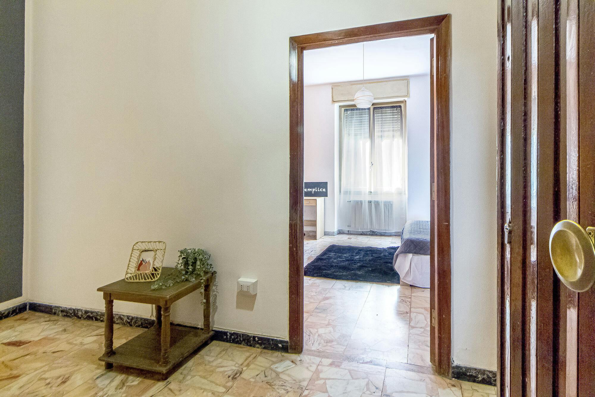 Private room in Viale Italia, Sassari (1713471) room image 1