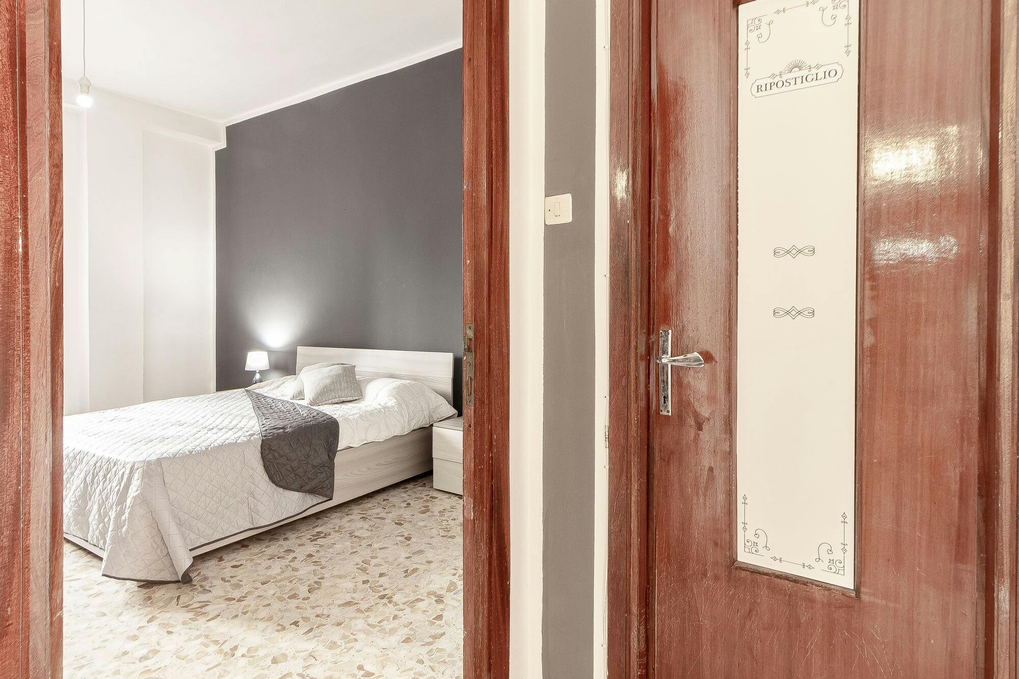 Private room in Viale Italia, Sassari (1713482) room image 1