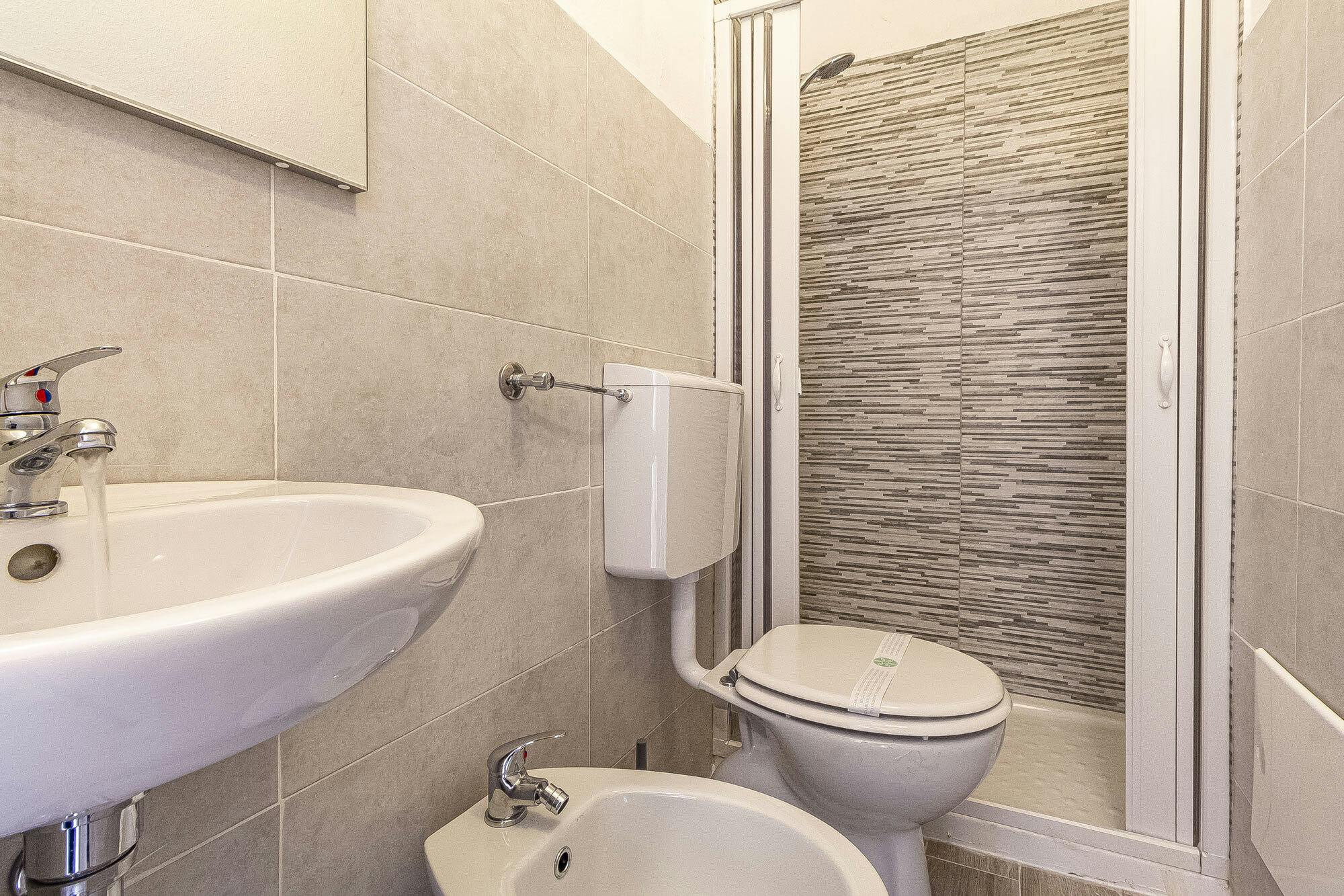 WG-Zimmer zu mieten für 420 € pro Monat in Sassari, Piazza del Comune