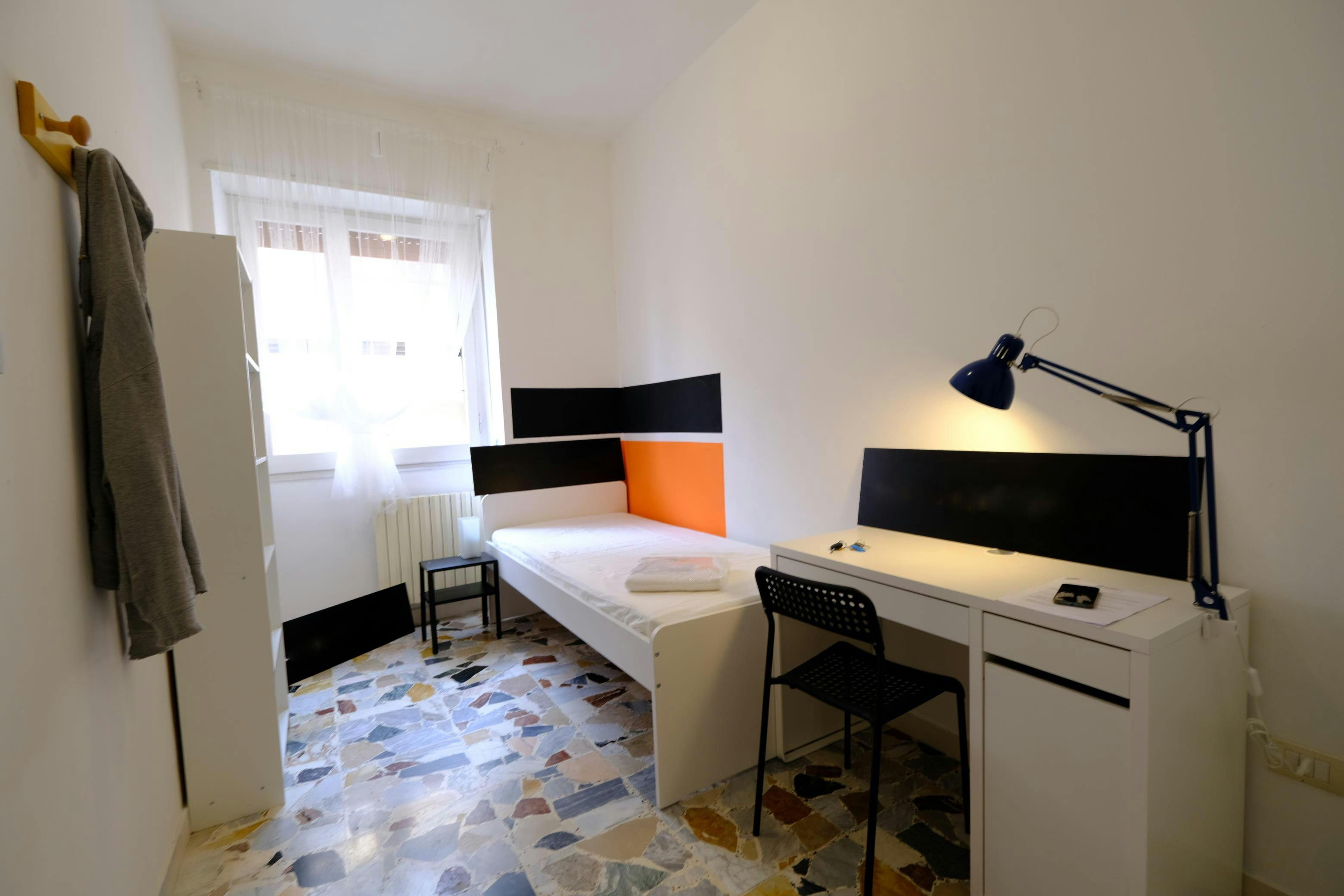 Privé kamer te huur voor € 360 per maand in Sassari, Via Nizza