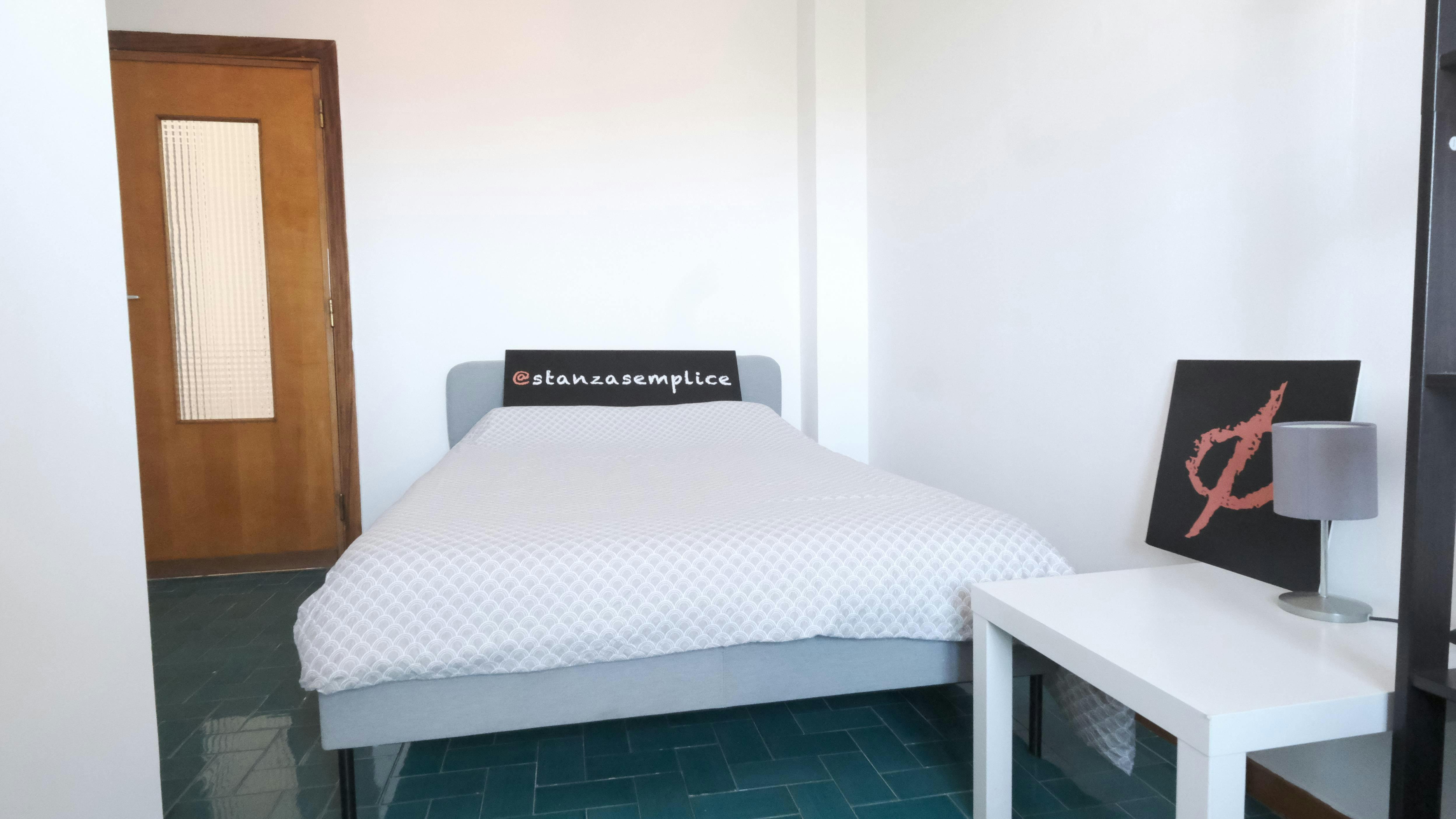 Privé kamer te huur voor € 395 per maand in Sassari, Via Savoia