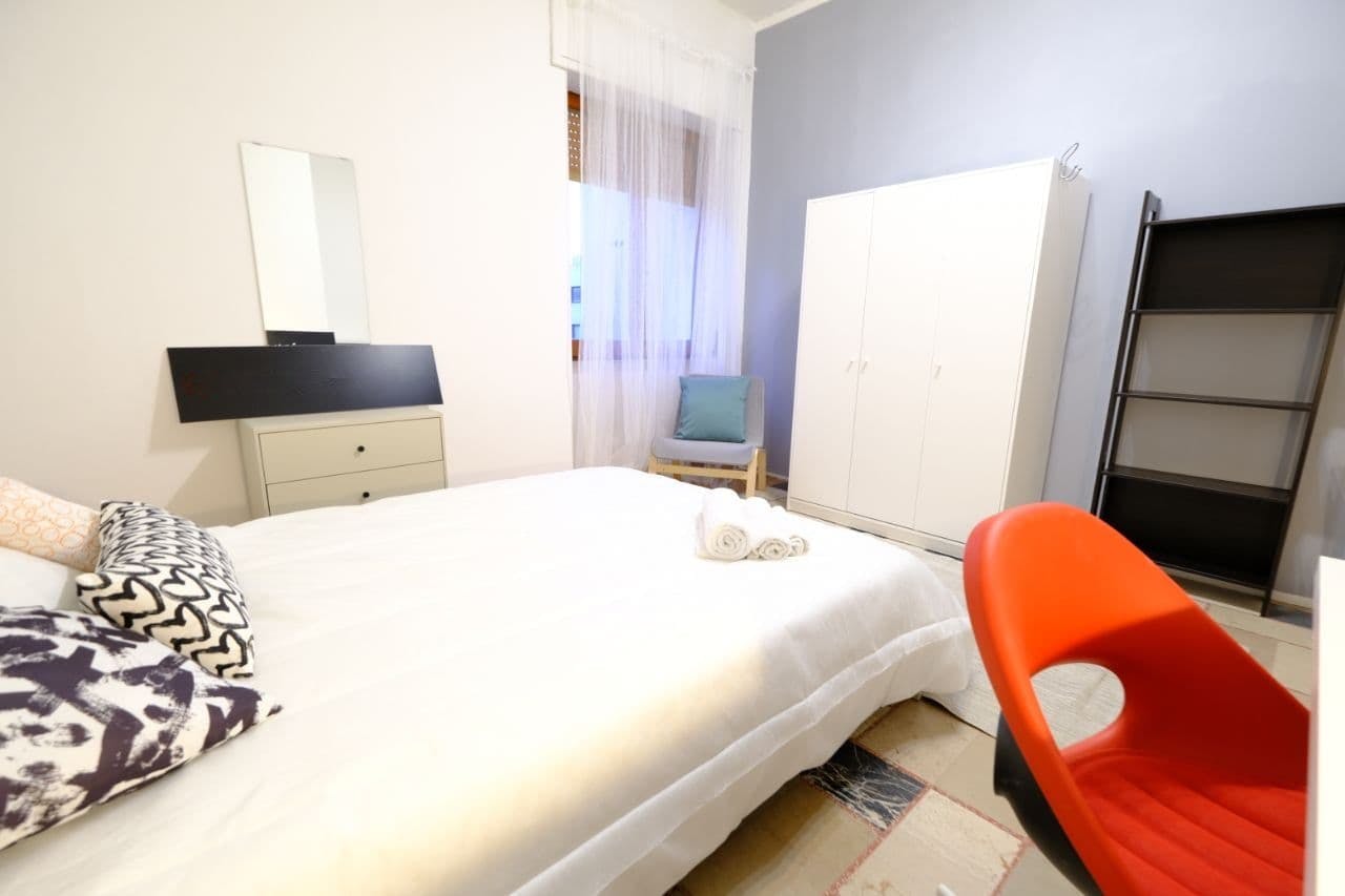Private room for rent for €395 per month in Sassari, Via Torino