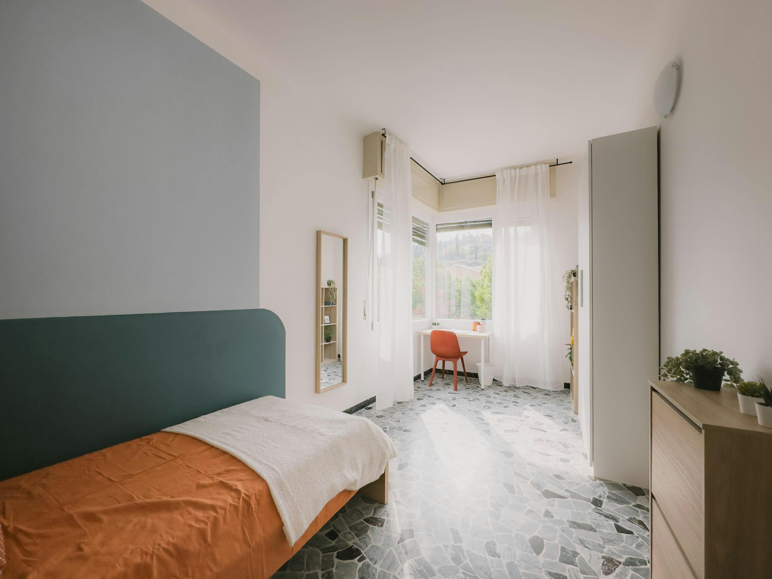 Private room in Via Marsala, Verona (1713520) room image 1