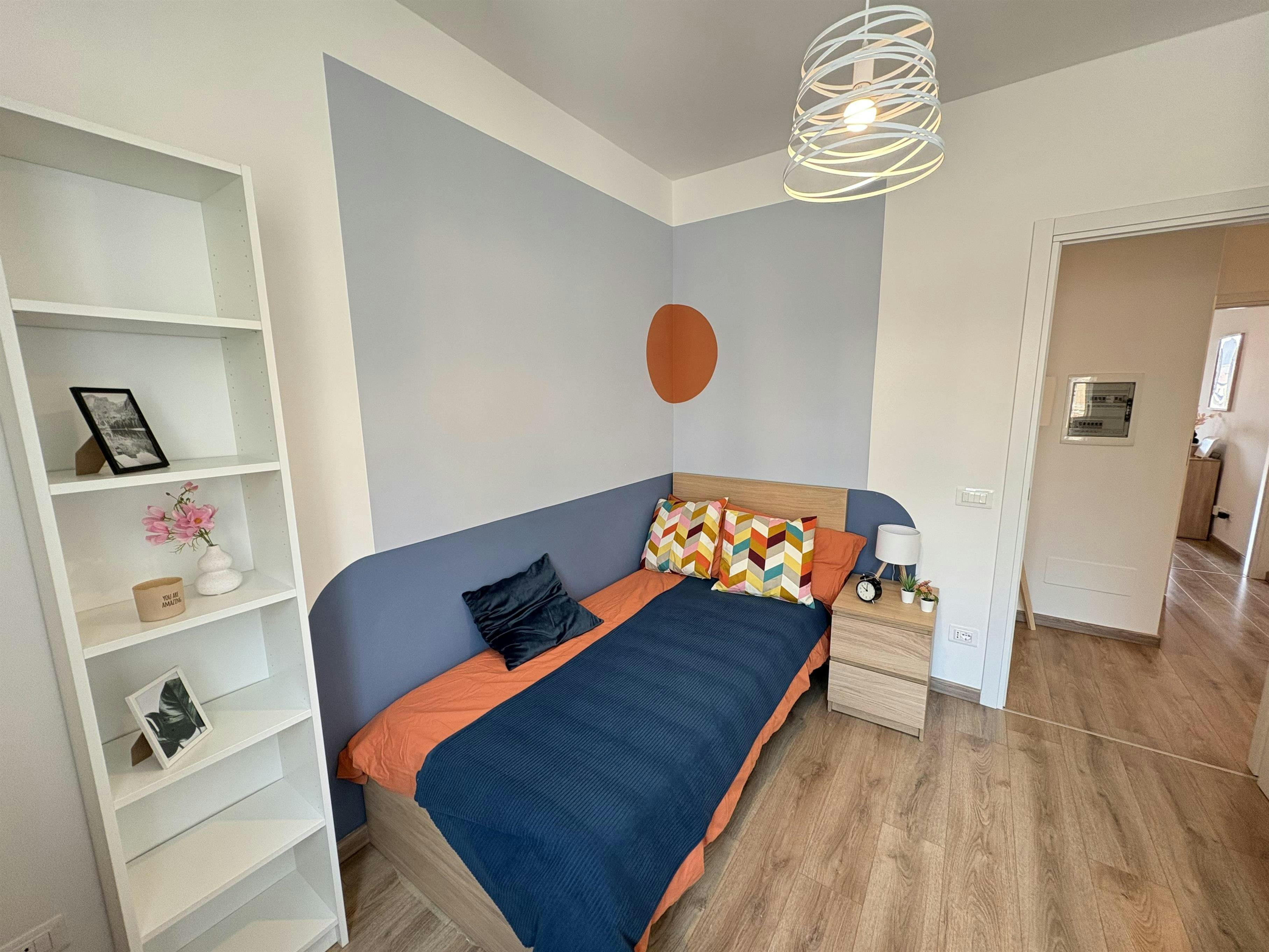 Private room in Via Cefalonia, Verona (1713525) room image 2