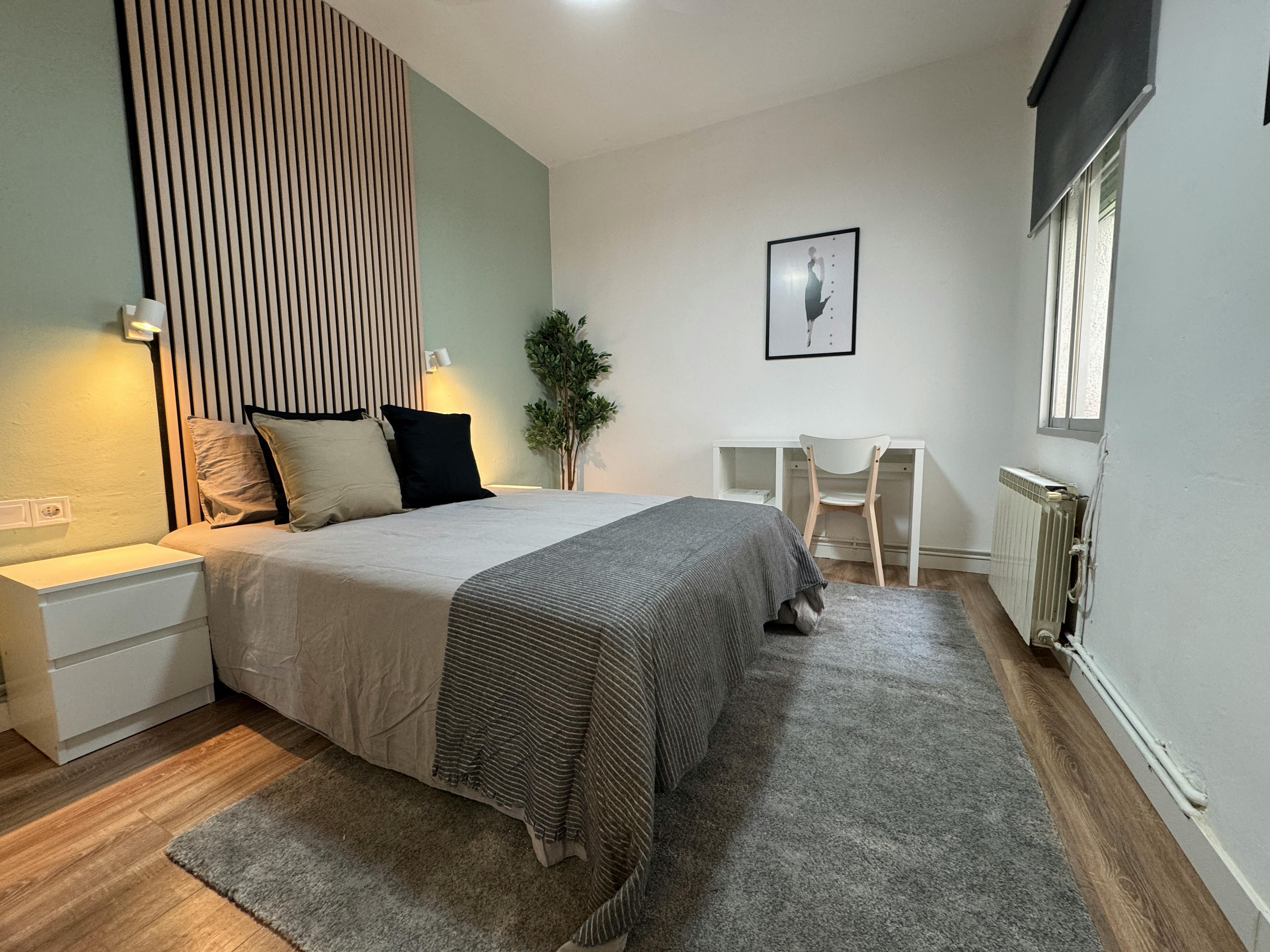 Calle de los Abades, Madrid preview