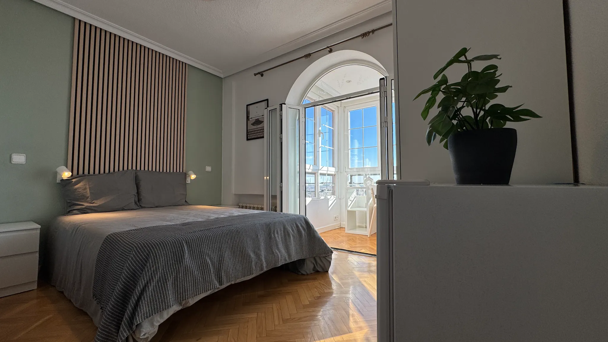 Calle de Tribaldos, Madrid preview