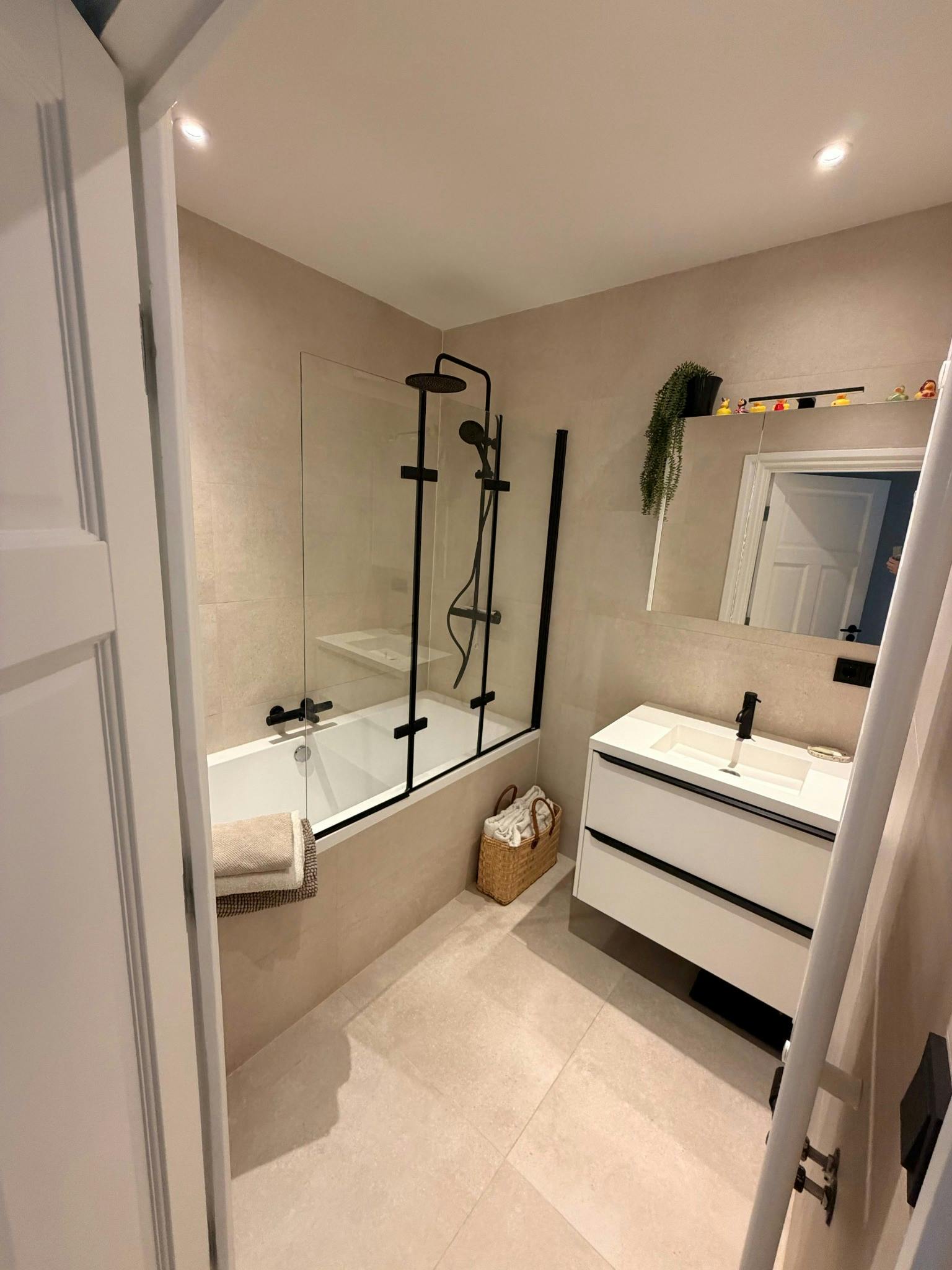 preview gallery tile