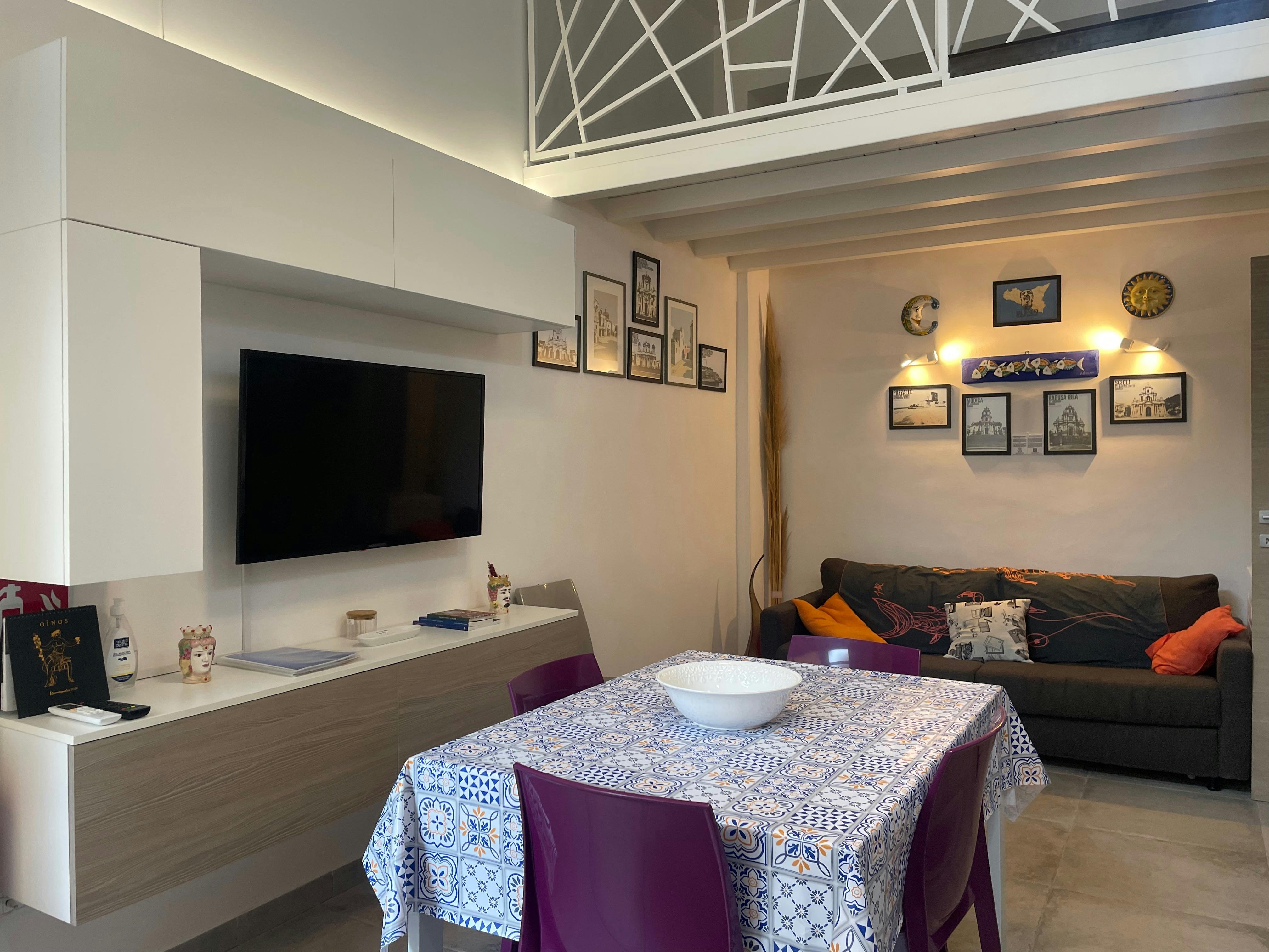 Квартира за оренду для 1 800 EUR на місяць у Pozzallo, Via Asiago