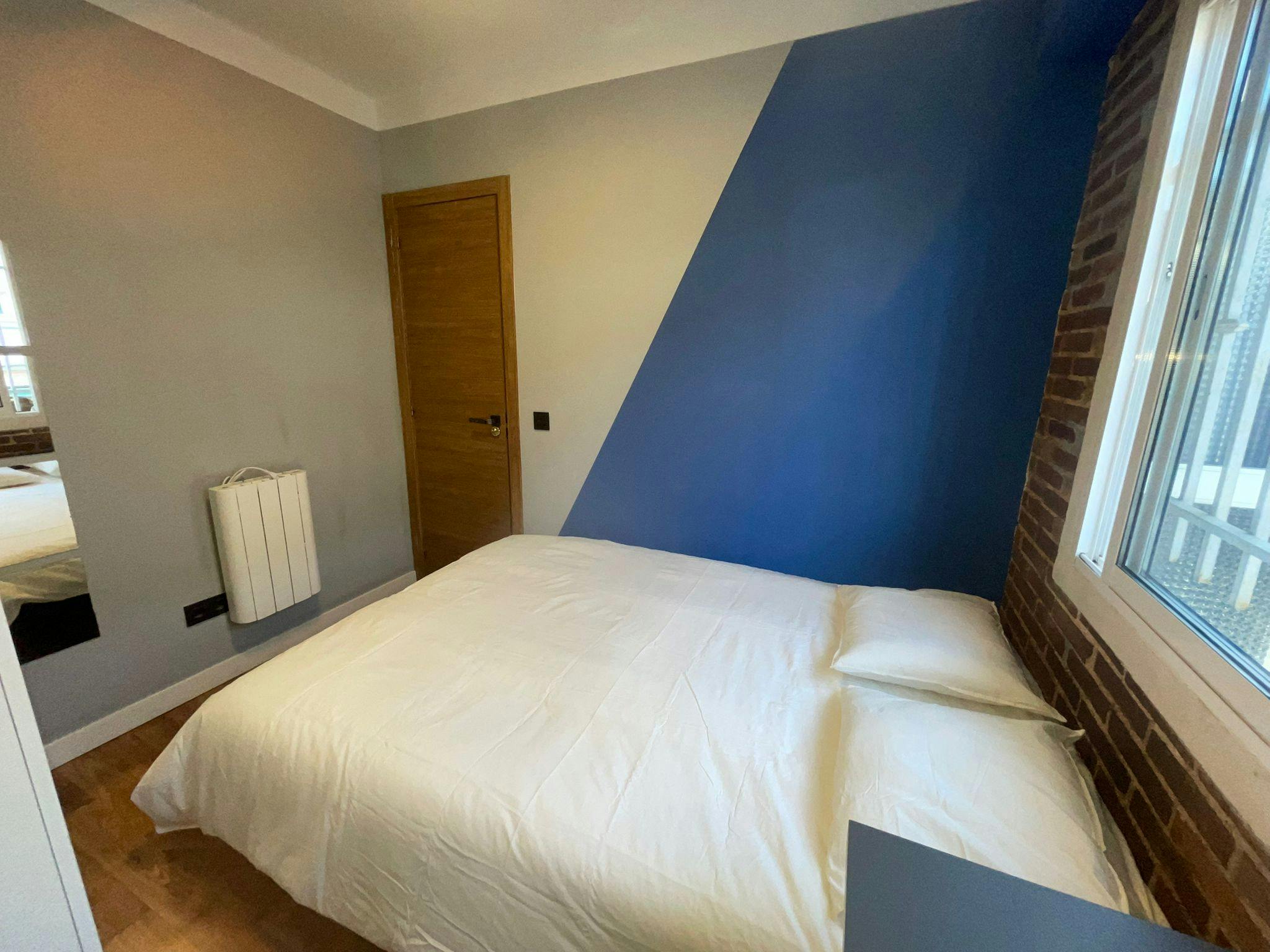 Mieszkanie do wynajęcia za 580 € miesięcznie w mieście Madrid, Calle de los Hermanos Gómez