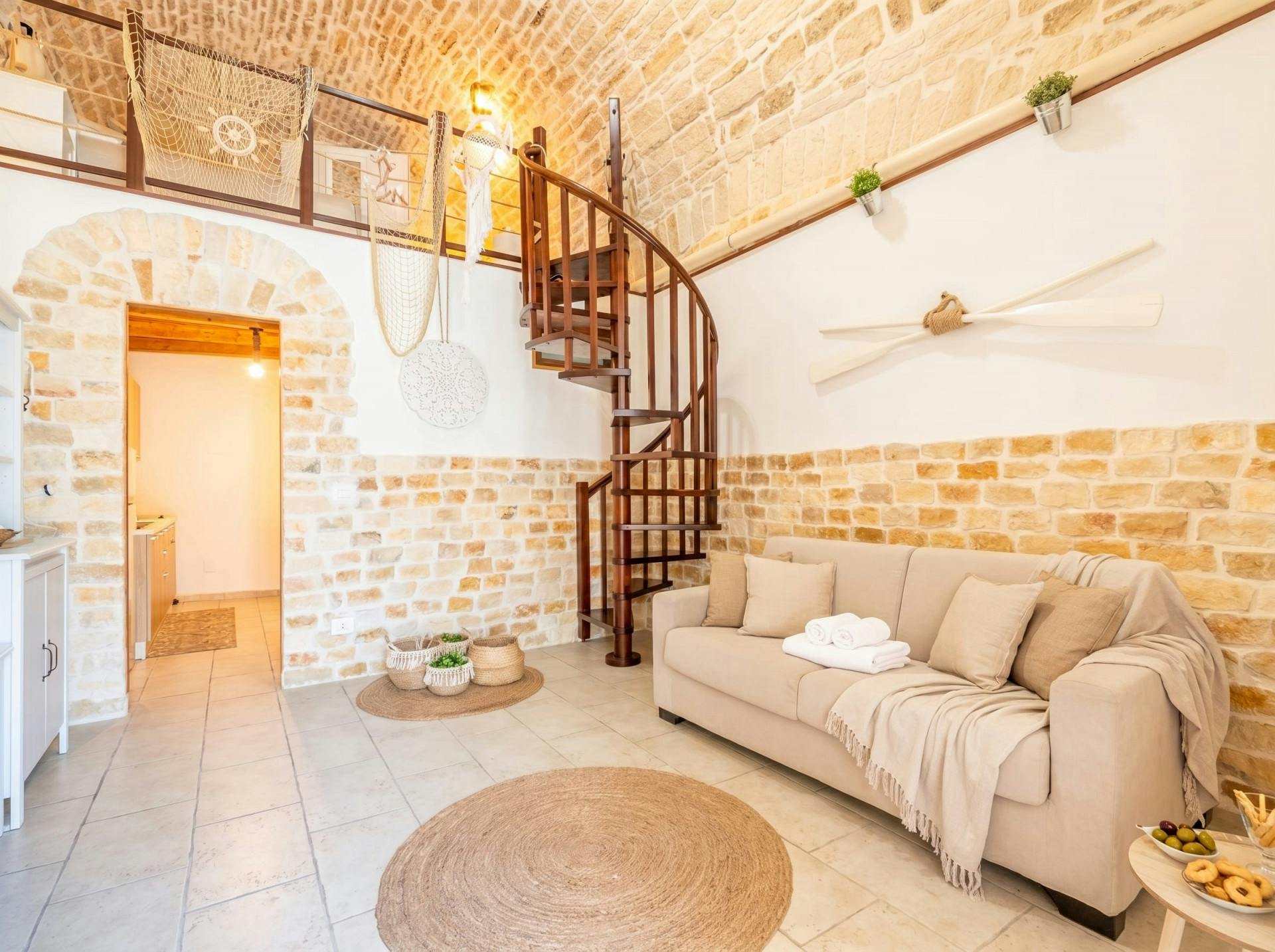 Casa en alquiler por 1.000.000 € al mes en Giovinazzo, Piazza Porto