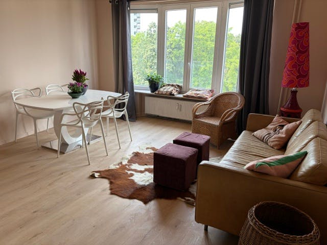 Monolocale in affitto a 1300 € al mese a Antwerpen, Doornelei