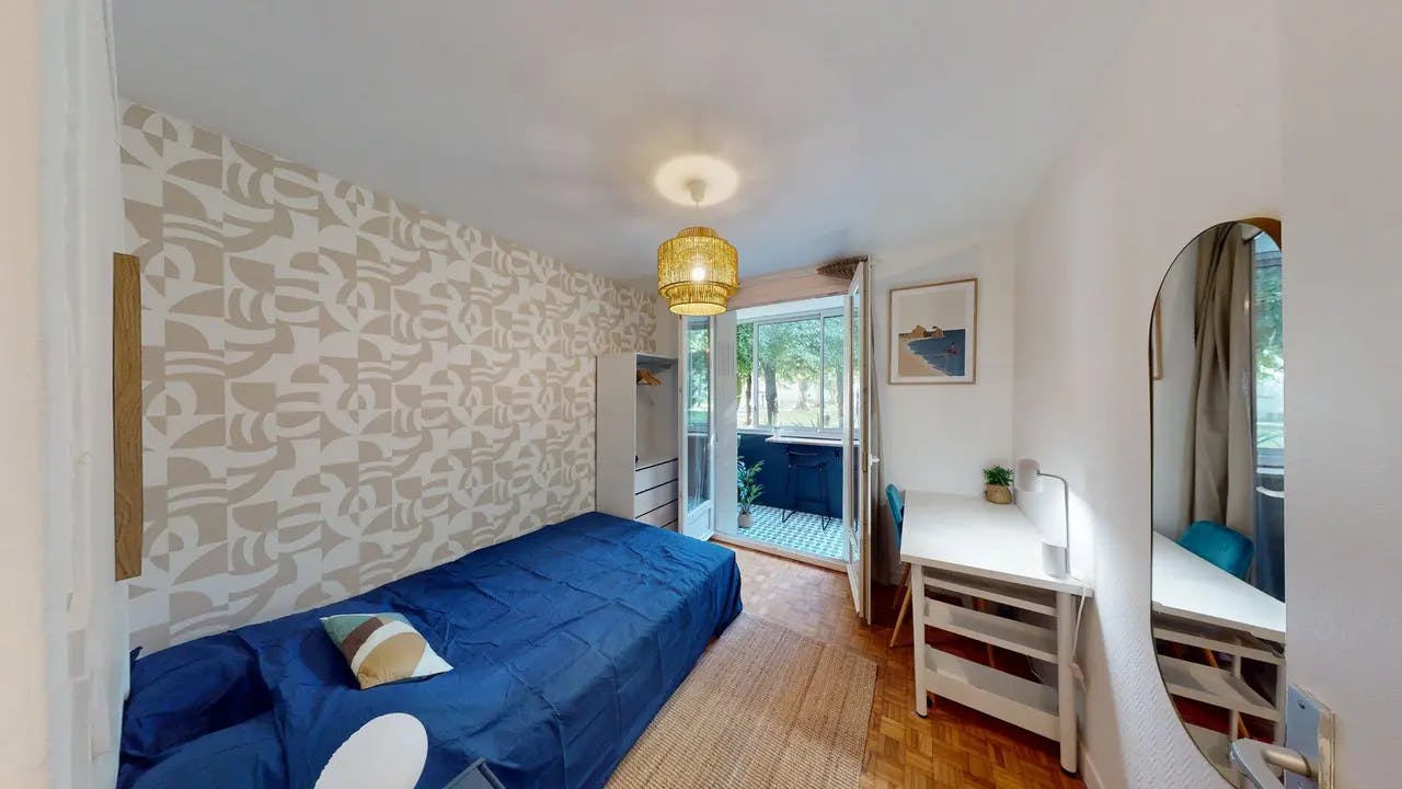 Private room in Rue Emile Guyou, Toulouse (1714037) room image 1