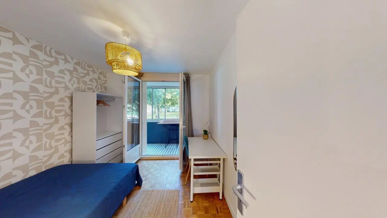 Private room in Rue Emile Guyou, Toulouse (1714042) room image 2