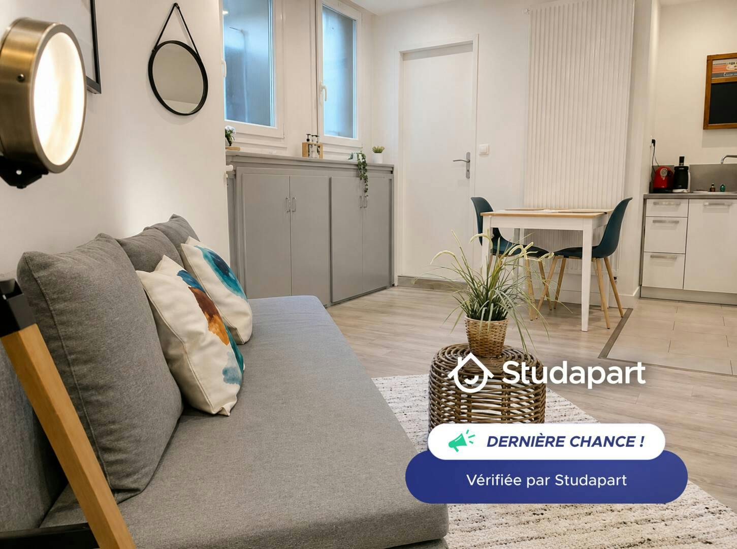 Apartamento para alugar por € 700 por mês em Grenoble, Rue Jean-Baptiste Pradel