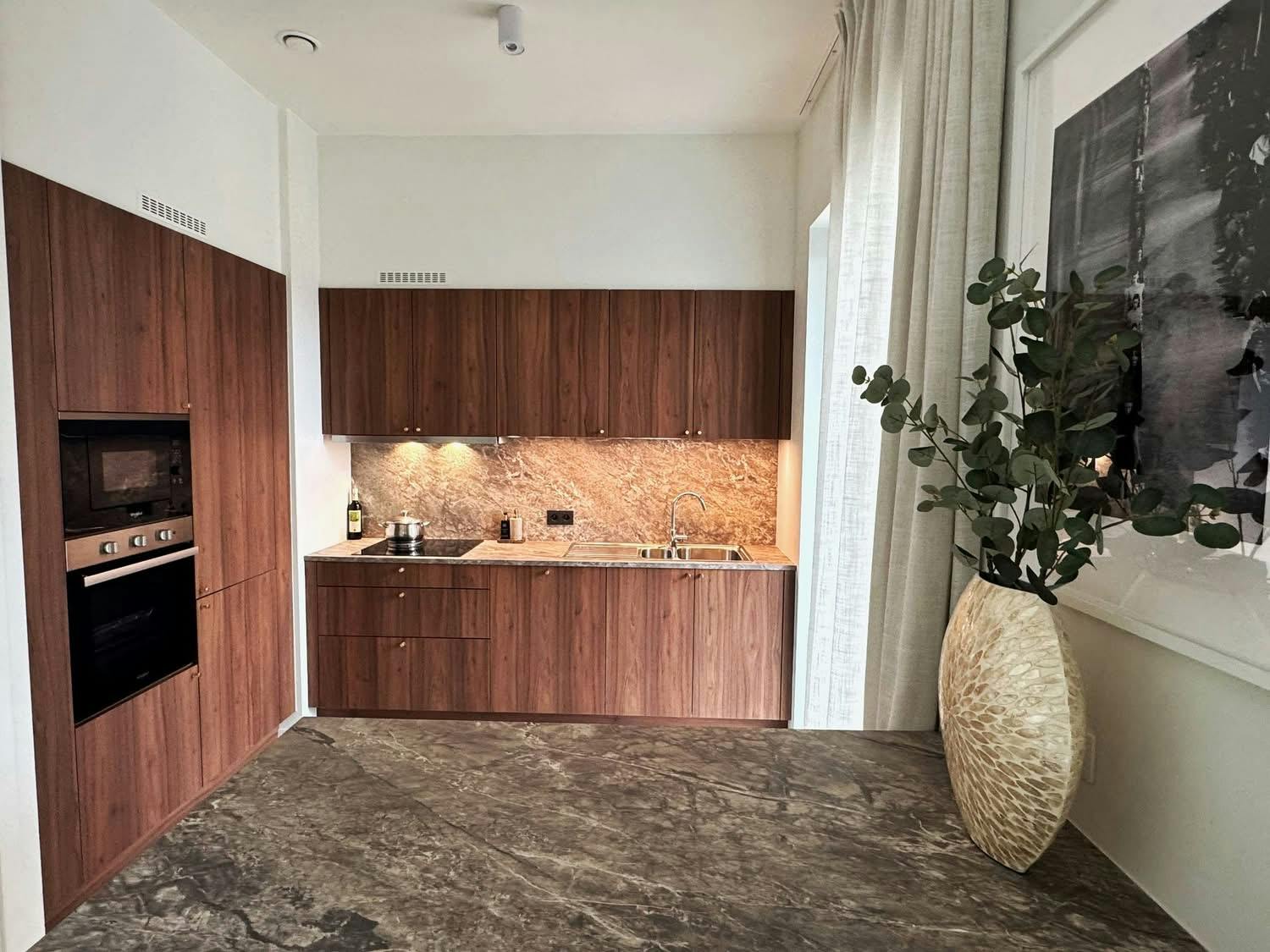 Lägenhet att hyra för 1 800 € i månaden i Mechelen, Guido Gezellelaan