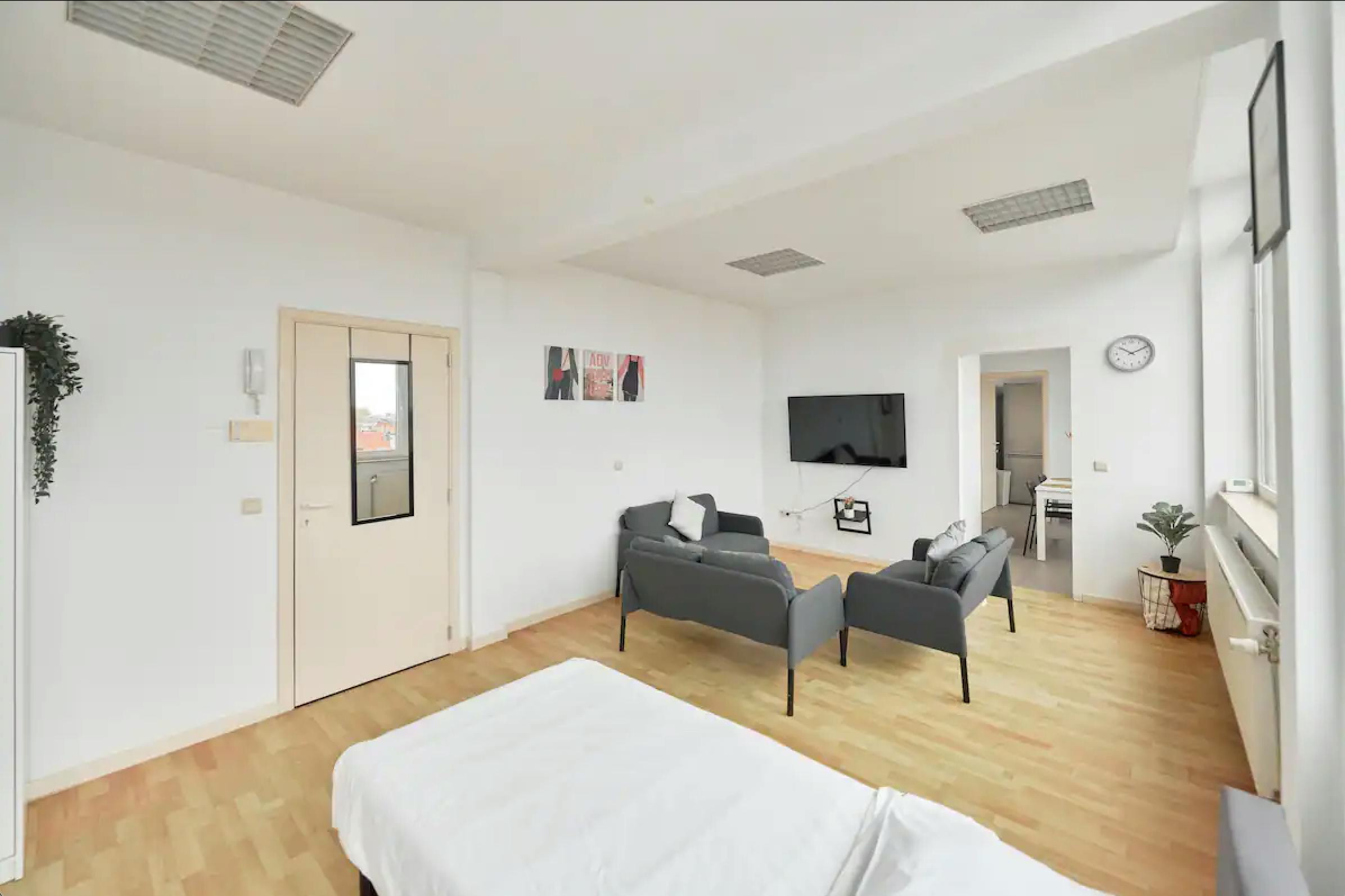 Mieszkanie do wynajęcia za 2600 € miesięcznie w mieście Antwerpen, Bothastraat