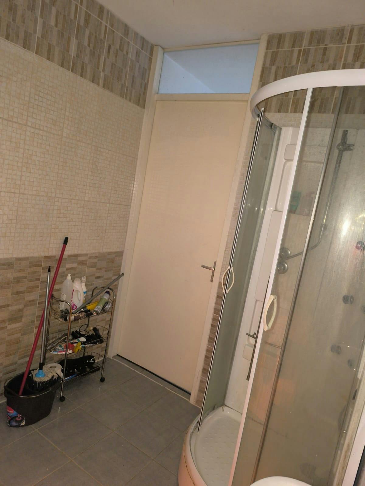 Apartment in Haspelsstraat, Rotterdam (1714558) ROOM