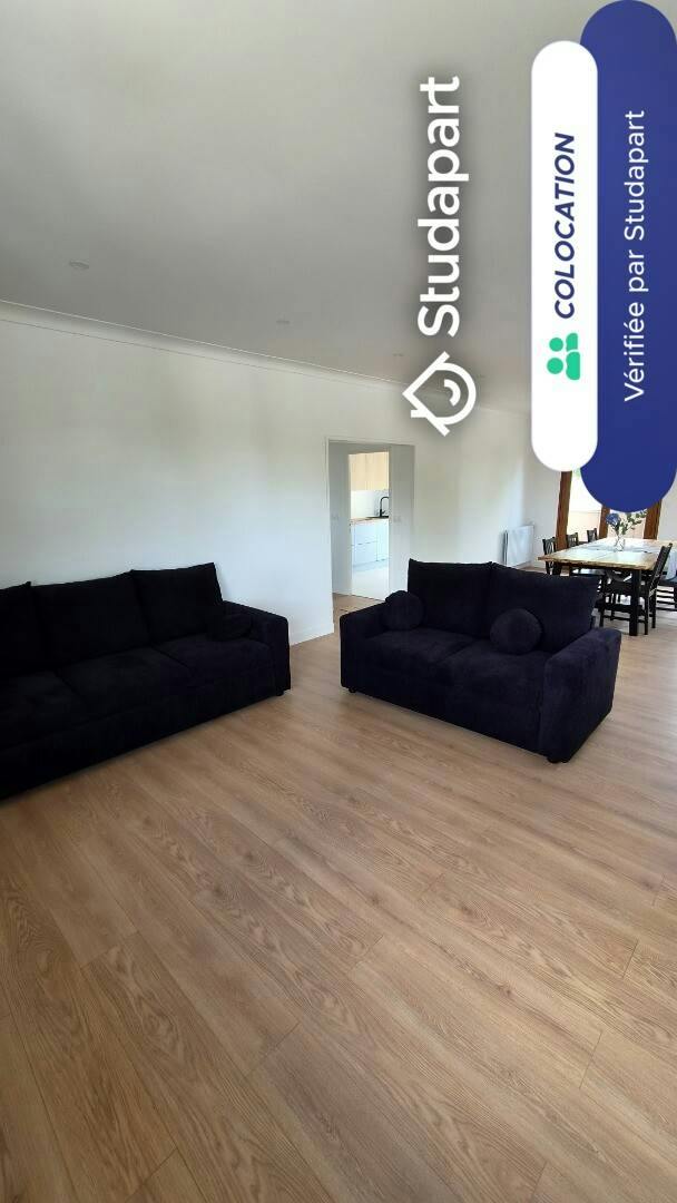 Private room for rent for €500 per month in Les Clayes-sous-Bois, Avenue des Bleuets