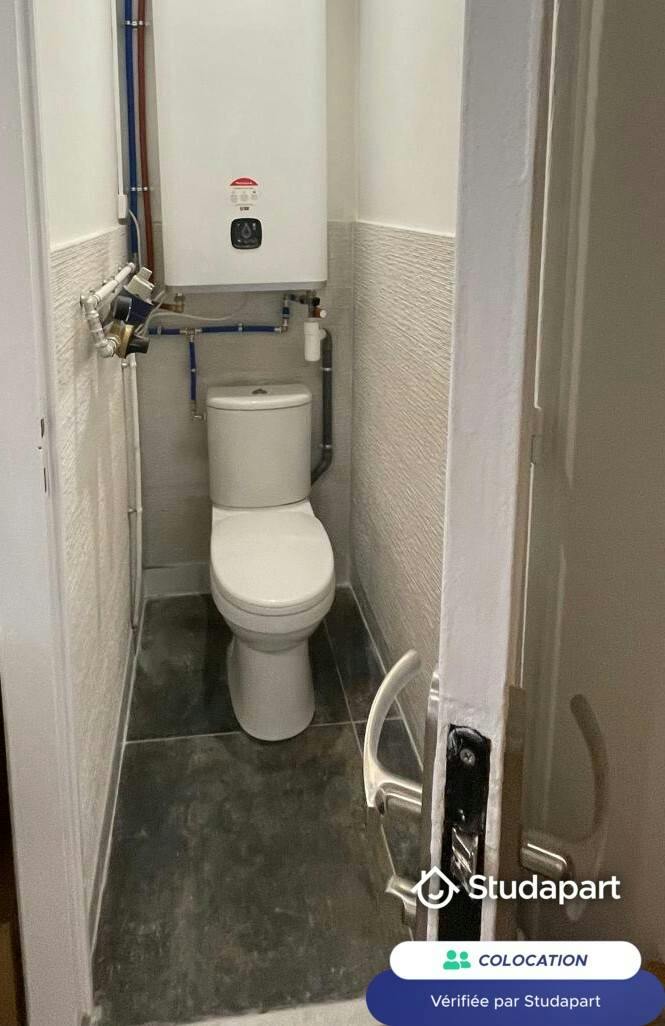 Private room for rent on Rue Père Chevrier, Lyon - Vue 5