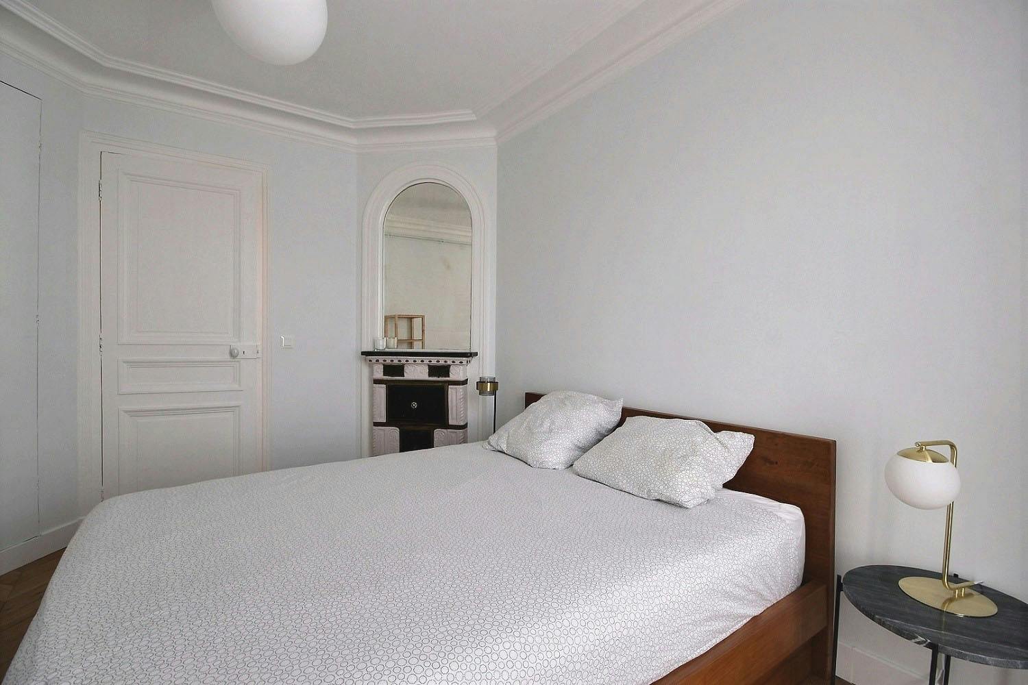 1-Bedroom Apartment in Rue Pavée, Paris (1714655) room image 2