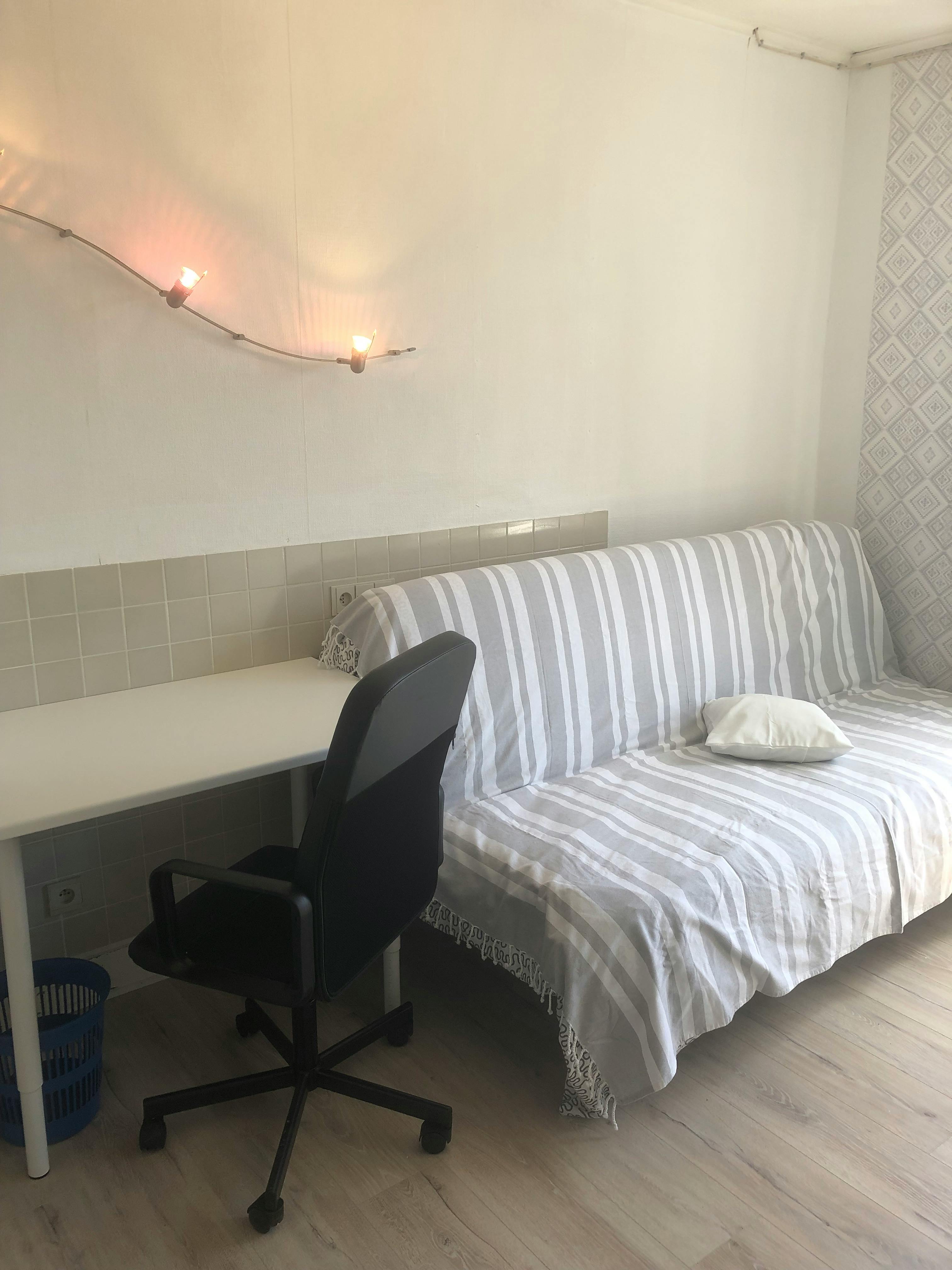 Garsonieră de închiriat pentru 615 EUR pe lună în Etterbeek, Chaussée de Wavre