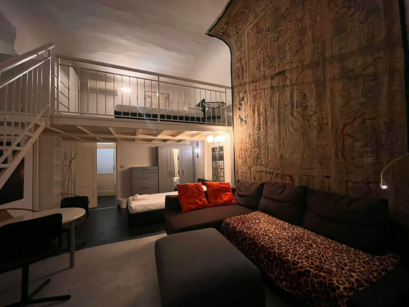 2-Bedroom Apartment in Via Santo Spirito, Florence (1714715) room image 1