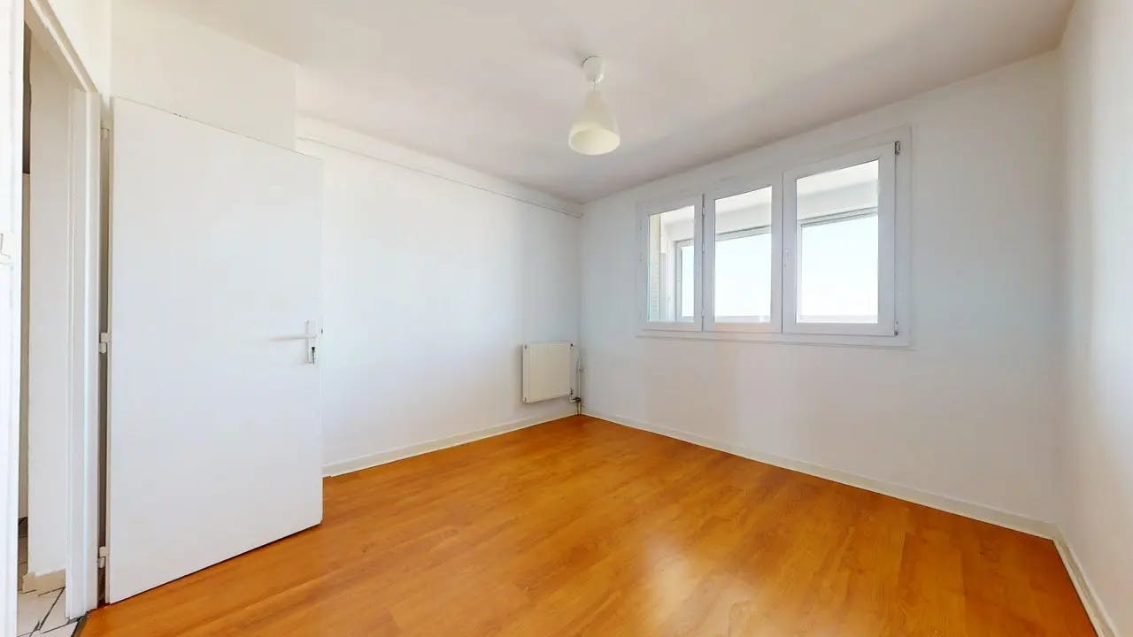 2-Bedroom Apartment in Allée des Cèdres, Villeurbanne (1714718) room image 30