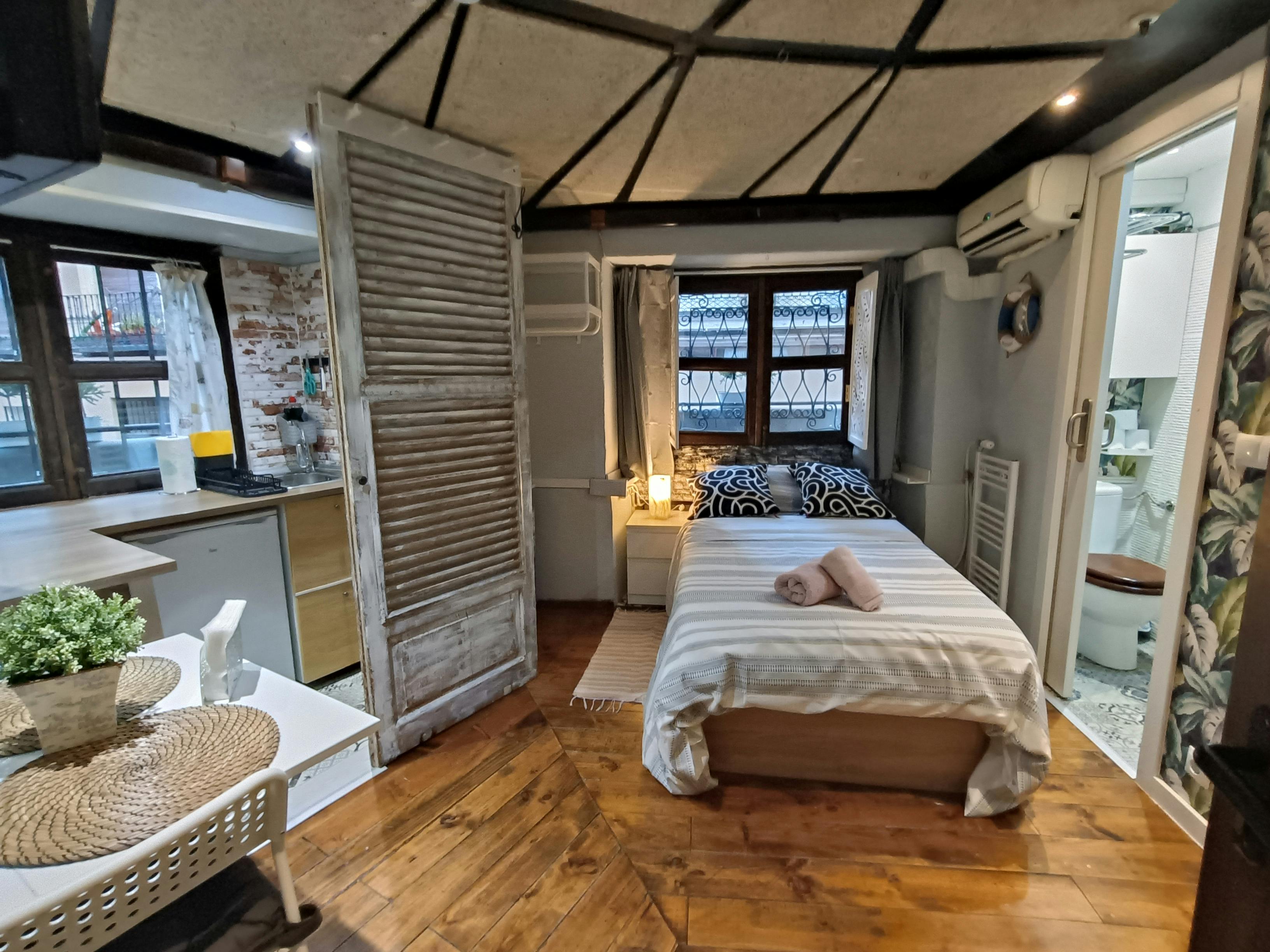 Studio para alugar por € 950 por mês em Madrid, Calle de las Minas