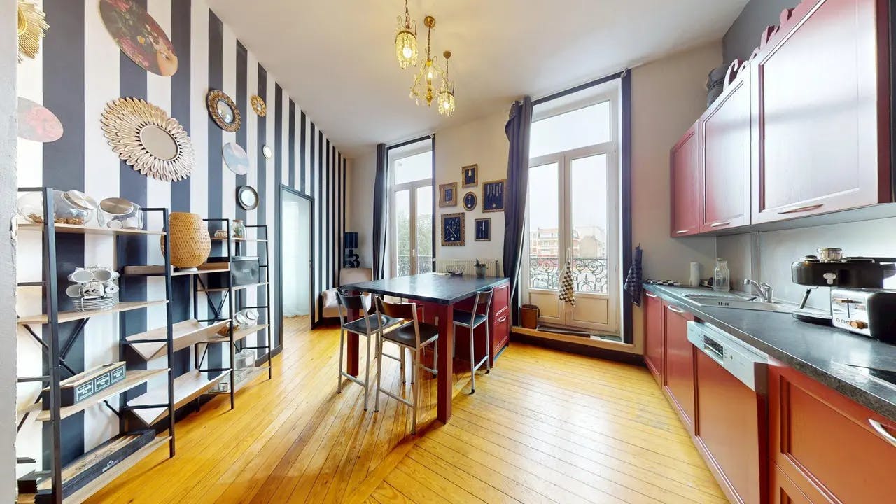 Rue Masséna, Lille preview