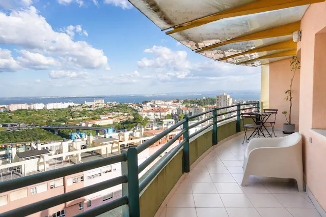 1-Bedroom Apartment in Avenida Engenheiro Arantes e Oliveira, Lisbon (1714815) room image 2