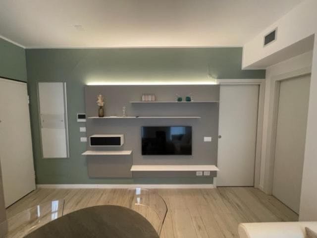 1-Bedroom Apartment in Via Aleardo Aleardi, Milan (1714871) room image 1