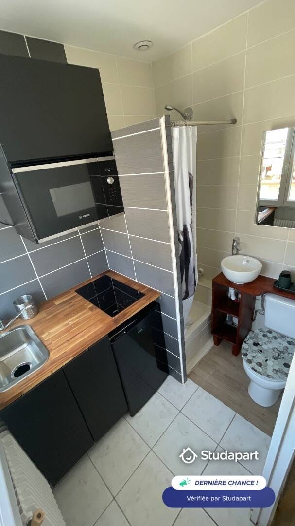 Apartamento para alugar por € 460 por mês em Tours, Rue du Rempart