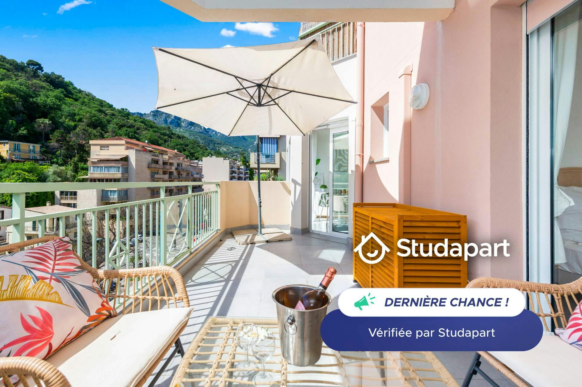 Apartamento para alugar por € 1.200 por mês em Menton, Avenue des Acacias