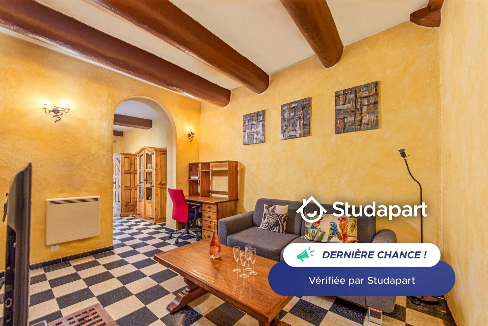 Lägenhet att hyra för 950 € i månaden i Menton, Rue du Bastion